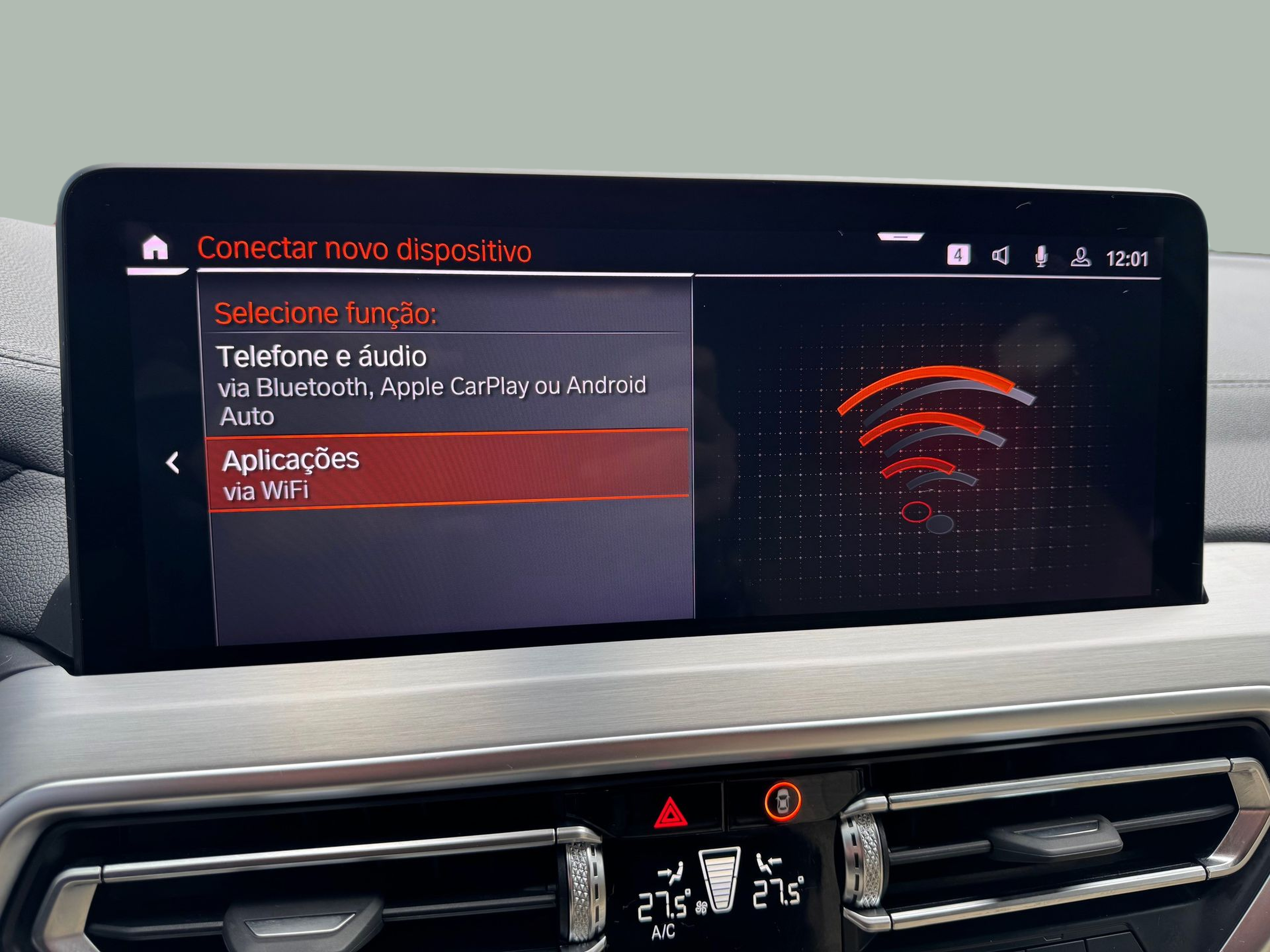 BMW X4 xDrive20d color Gris oscuro. Año 2023. 140KW(190CV). Diesel. En concesionario Santogal Oeiras de Oeiras