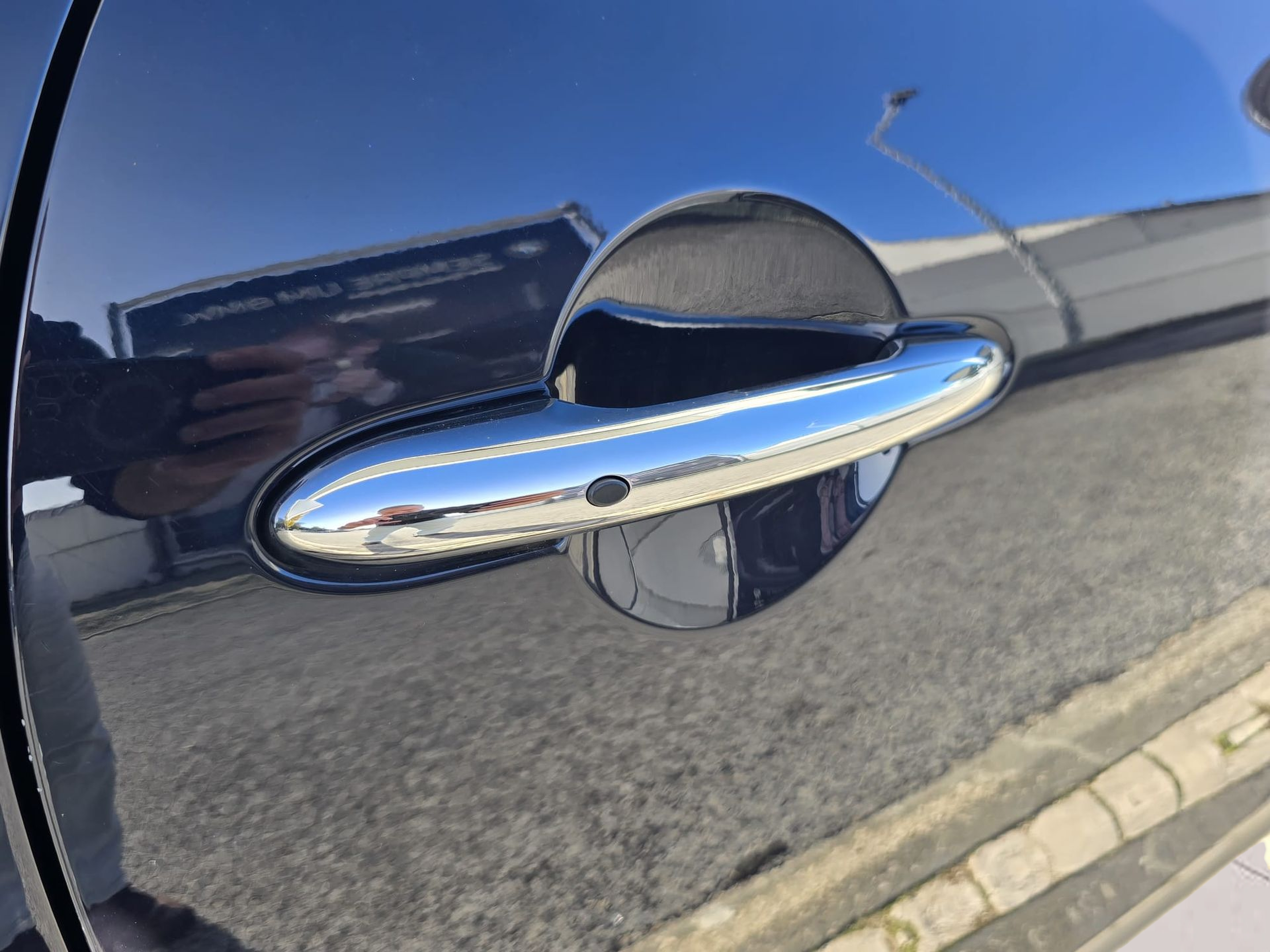 fotoG 11 del MINI MINI Cabrio Cooper 100 kW (136 CV) 136cv Gasolina de 2023 em Oeiras