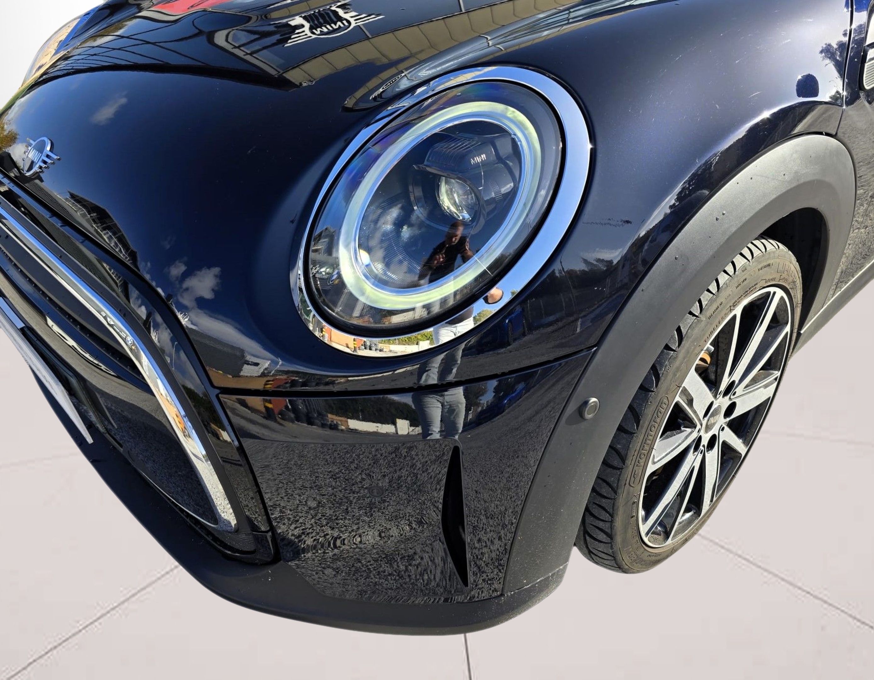 fotoG 5 del MINI MINI Cabrio Cooper 100 kW (136 CV) 136cv Gasolina de 2023 em Oeiras