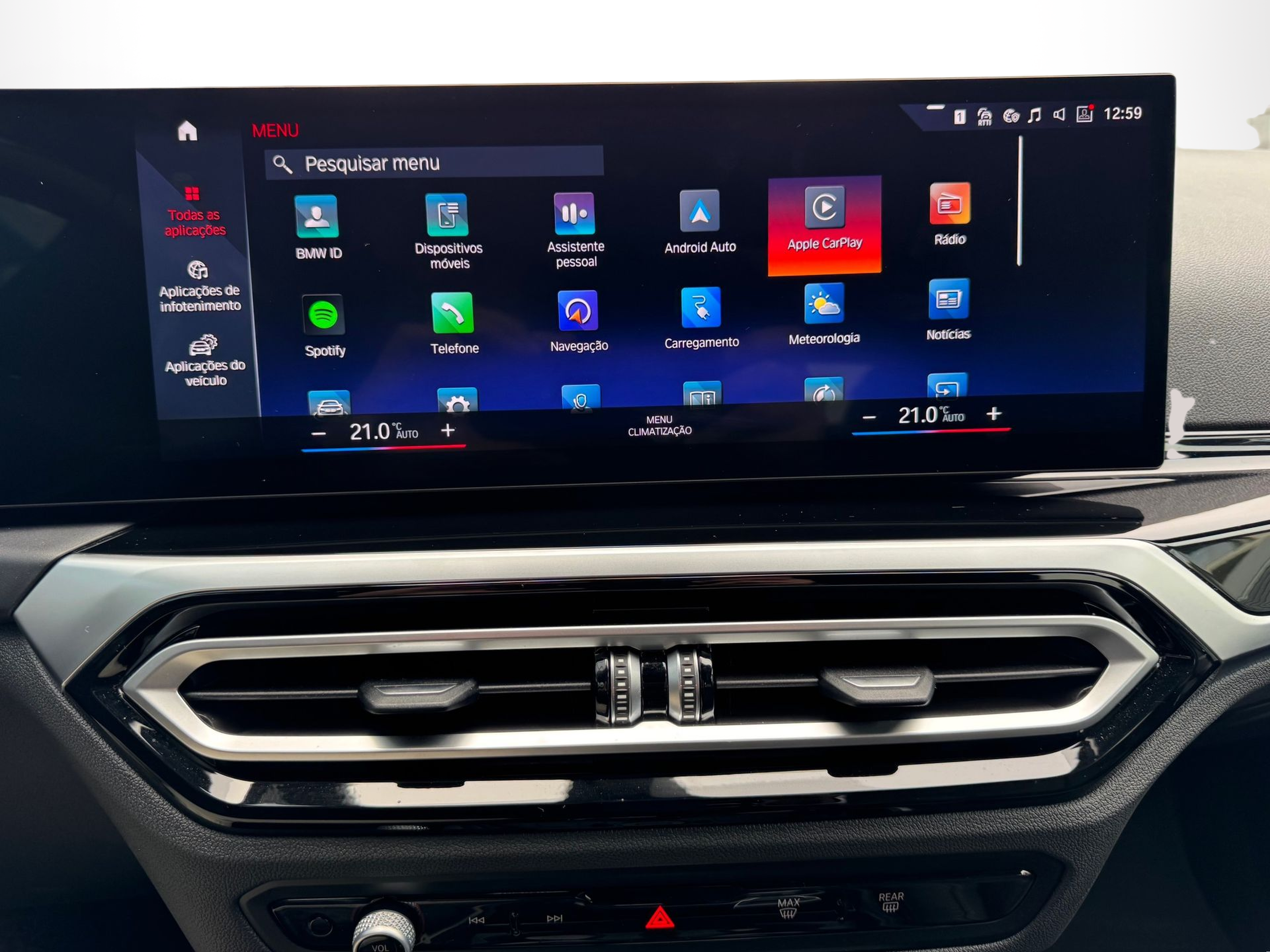 BMW i4 i4 eDrive35 color Blanco. Año 2023. 210KW(286CV). Elétrico. En concesionario Santogal Oeiras de Oeiras