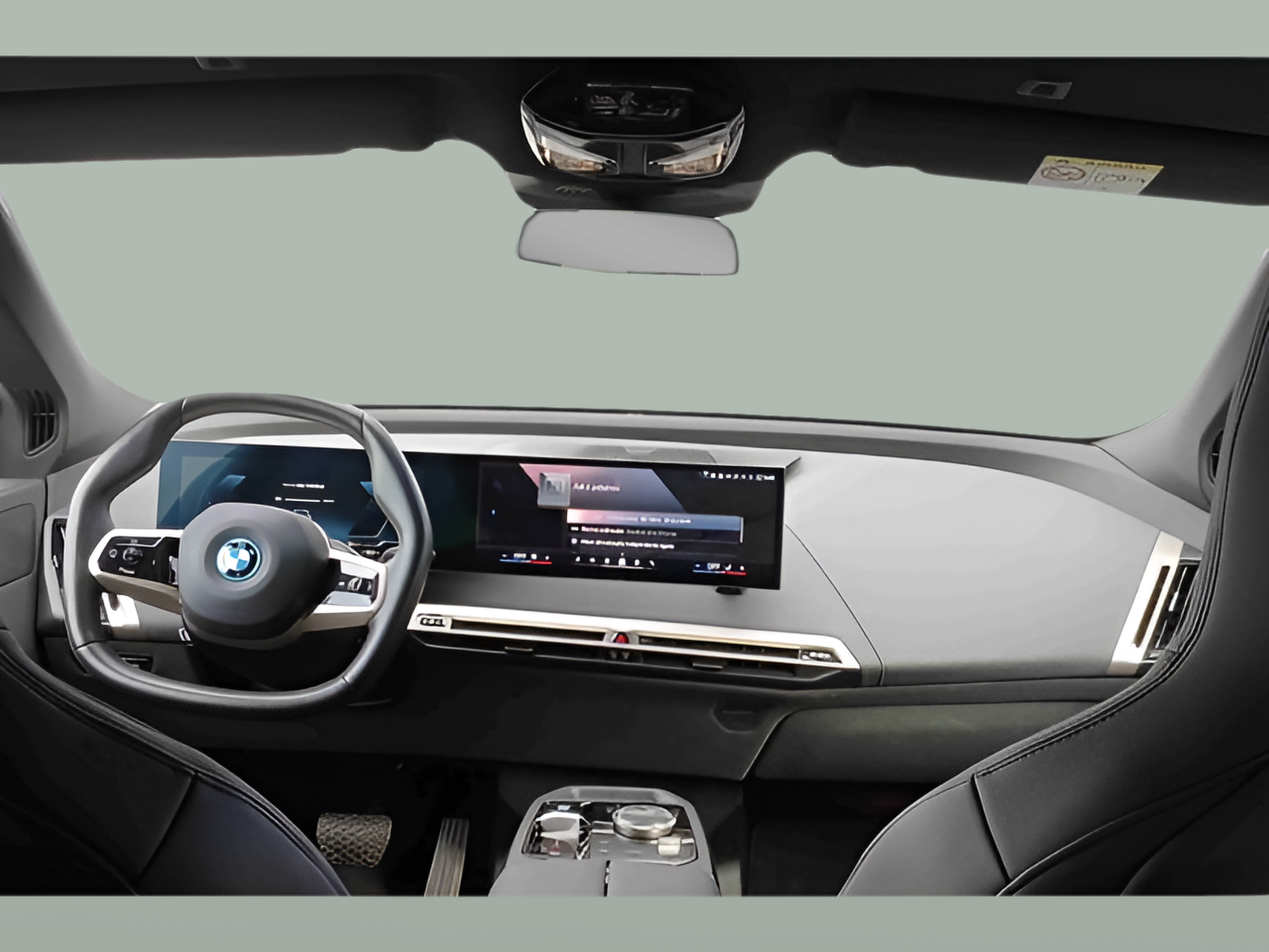 BMW iX xDrive40 color Gris. Año 2023. 240KW(326CV). Elétrico. En concesionario Santogal Seixal de Seixal