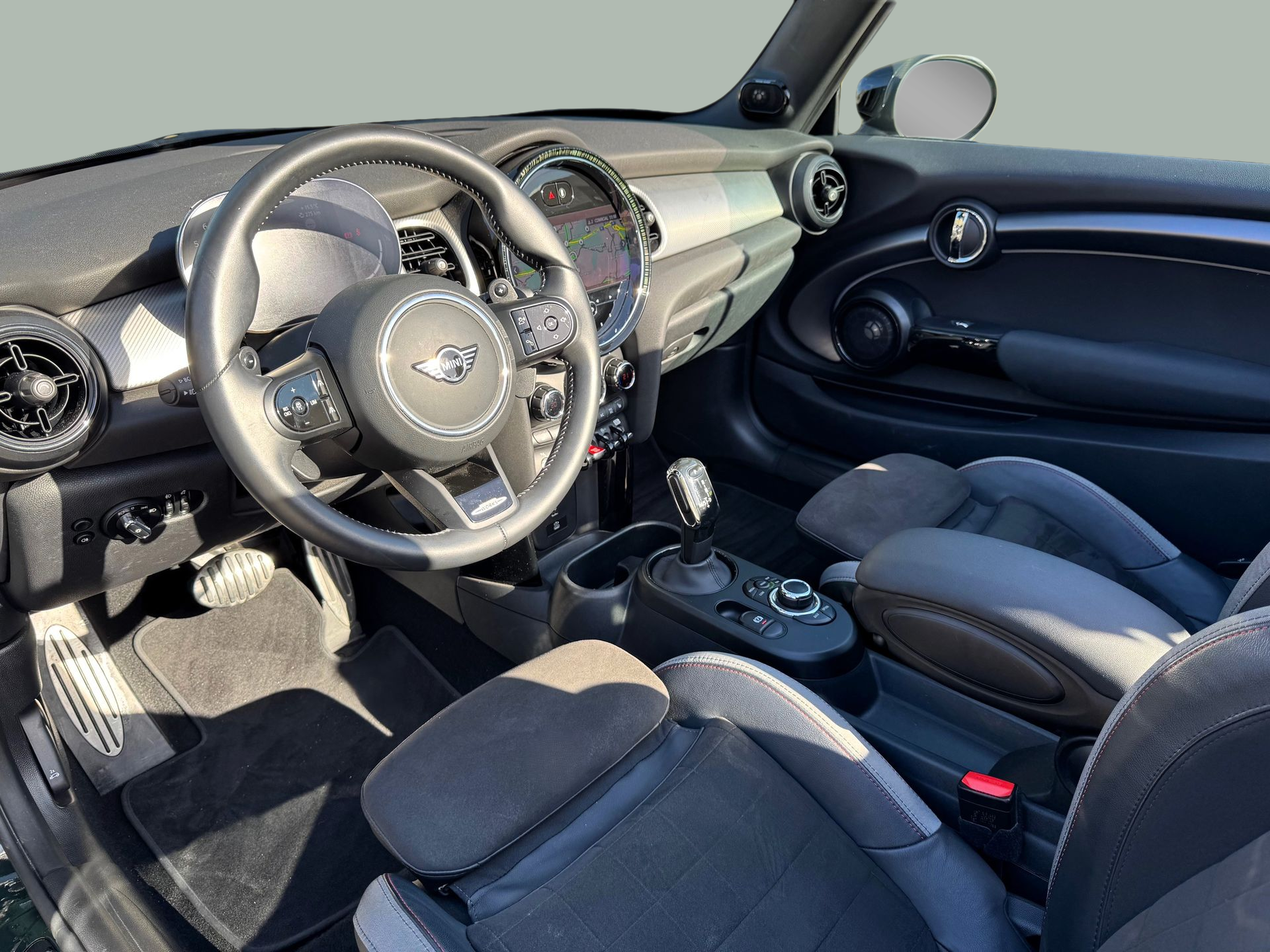 fotoG 7 del MINI MINI Cabrio John Cooper Works 170 kW (231 CV) 231cv Gasolina de 2023 em Oeiras