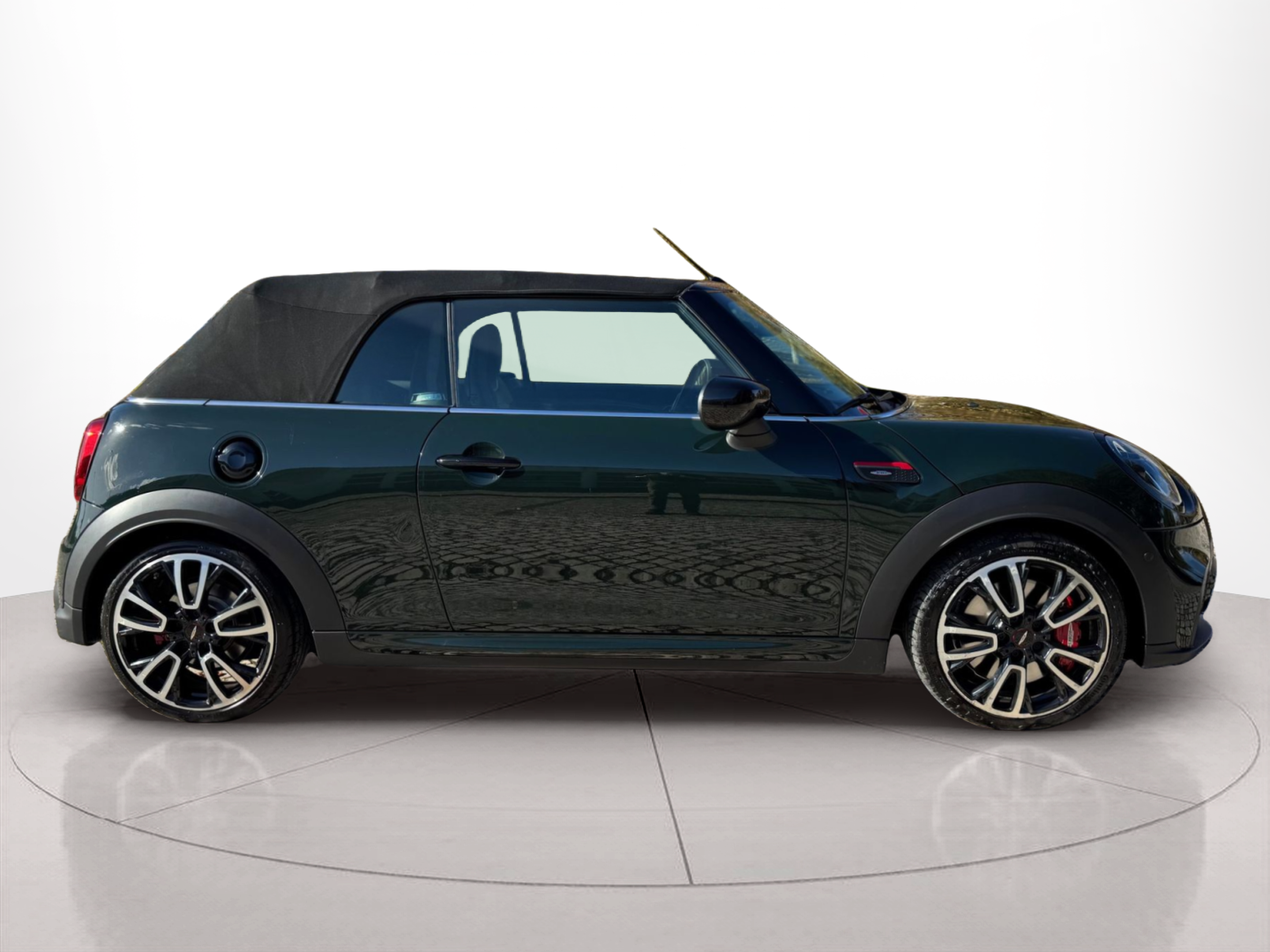 Fotos de MINI Cabrio John Cooper Works 170 kW (231 CV)
