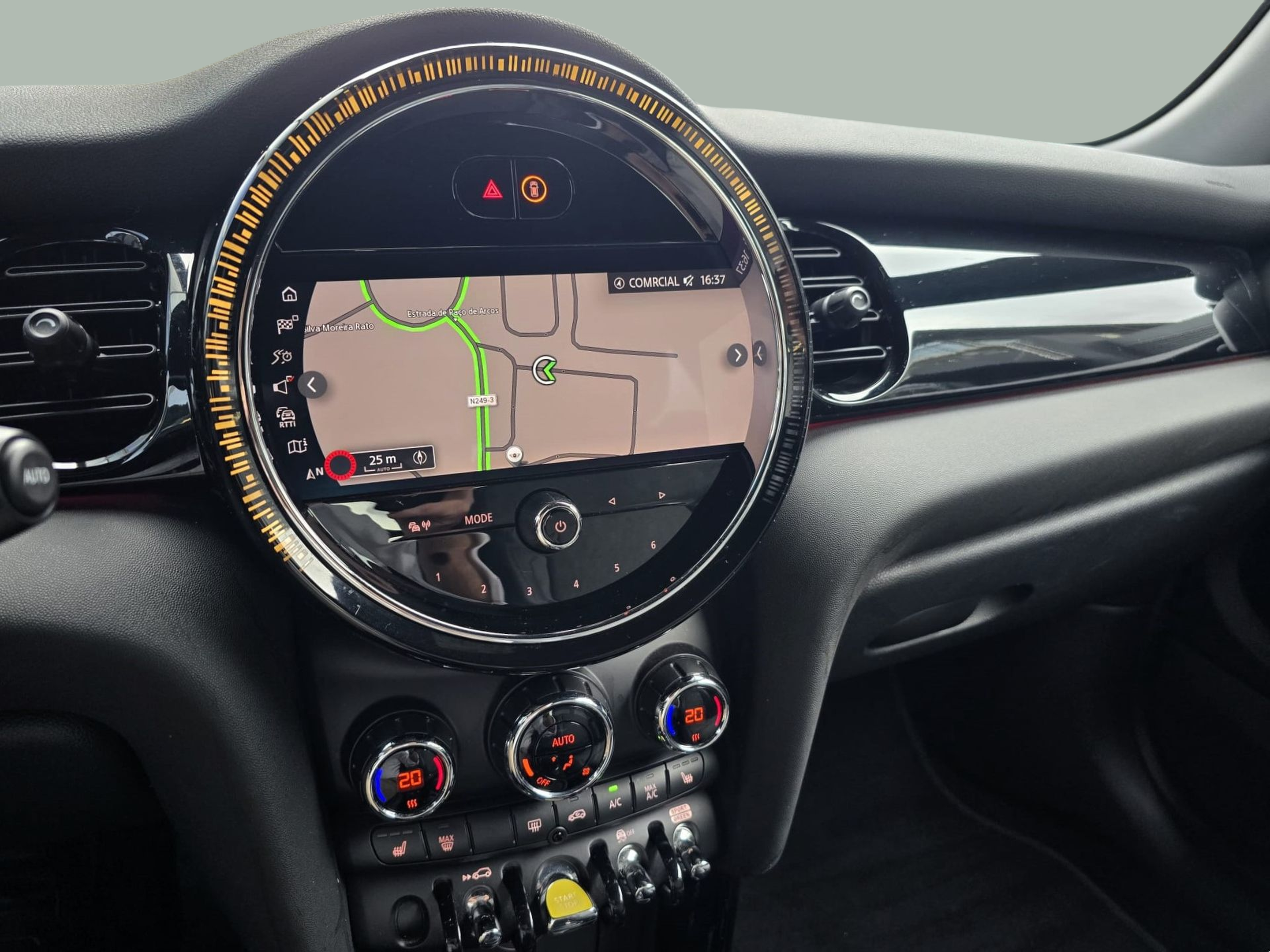 fotoG 14 del MINI MINI Cooper S E 135 kW (184 CV) 184cv Elétrico de 2023 em Oeiras