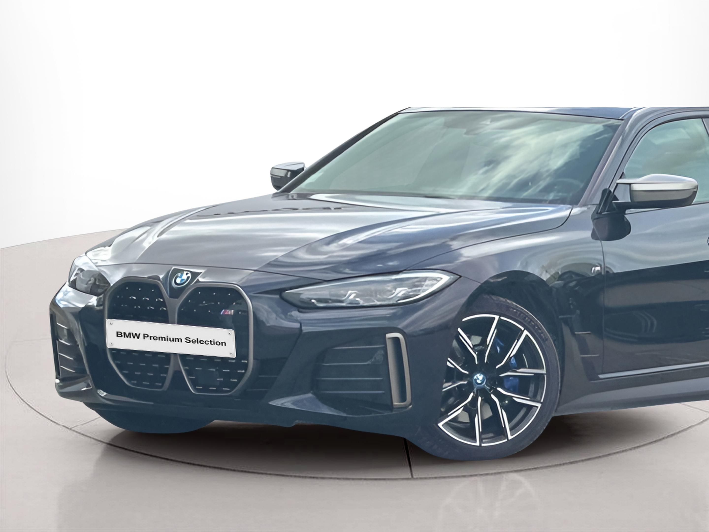Fotos de BMW i4 i4 M50 color Negro. Año 2023. 400KW(544CV). Elétrico. En concesionario Santogal Praça de Espanha - Lisboa de Lisboa