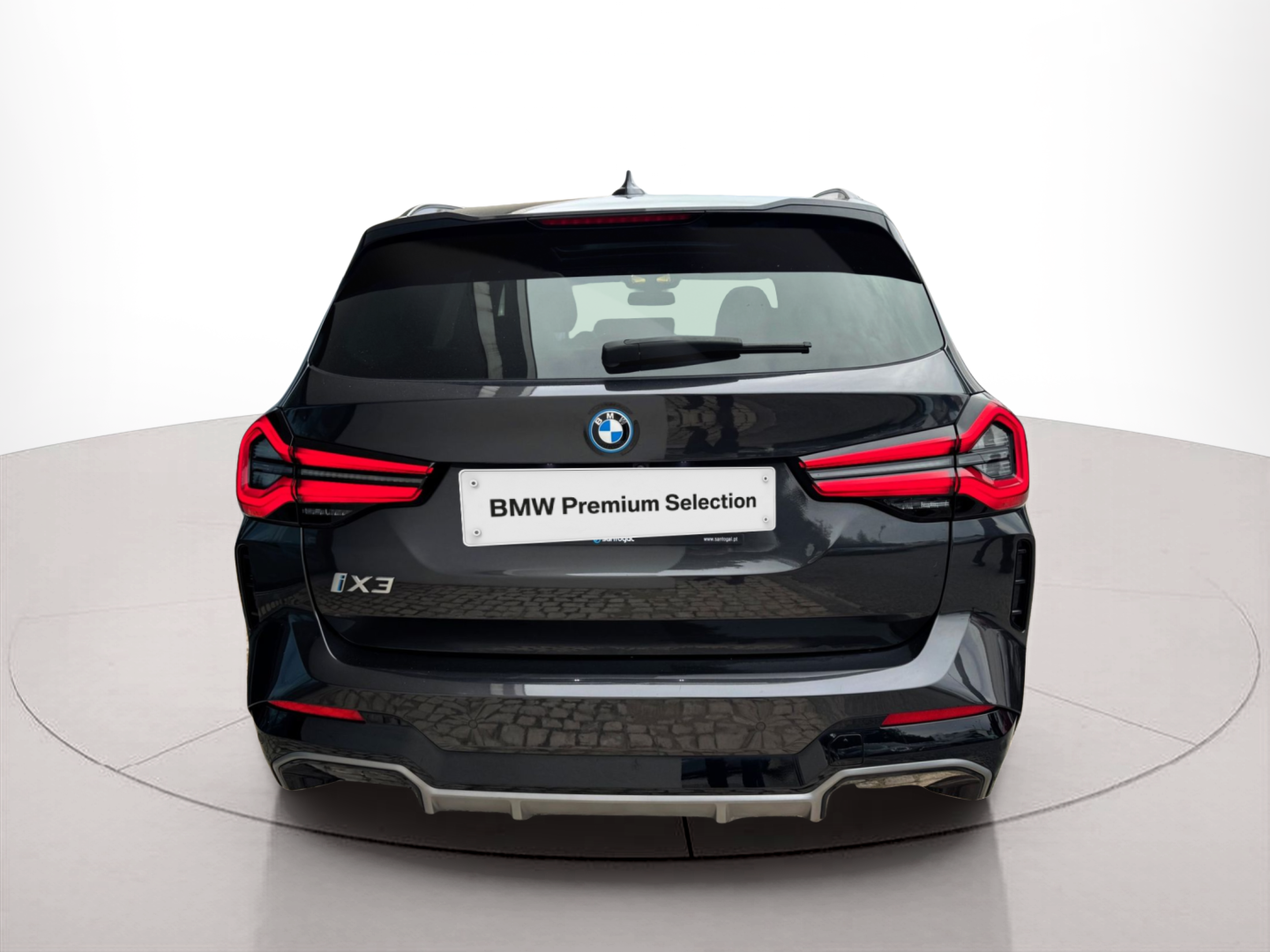 BMW iX3 iX3 80 kWh color Gris. Año 2023. 210KW(286CV). Elétrico. En concesionario Santogal Oeiras de Oeiras