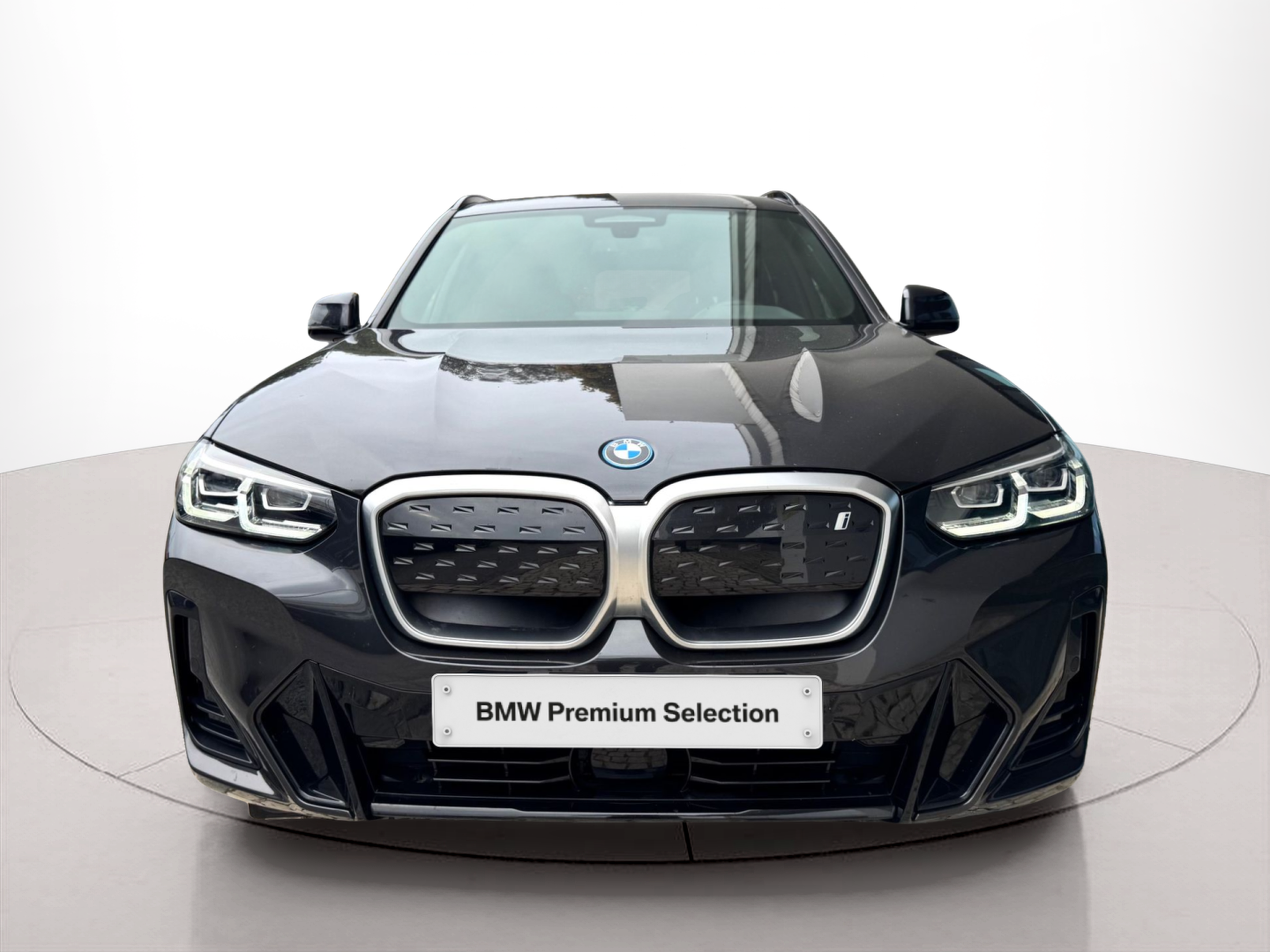 Fotos de BMW iX3 iX3 80 kWh color Gris. Año 2023. 210KW(286CV). Elétrico. En concesionario Santogal Oeiras de Oeiras