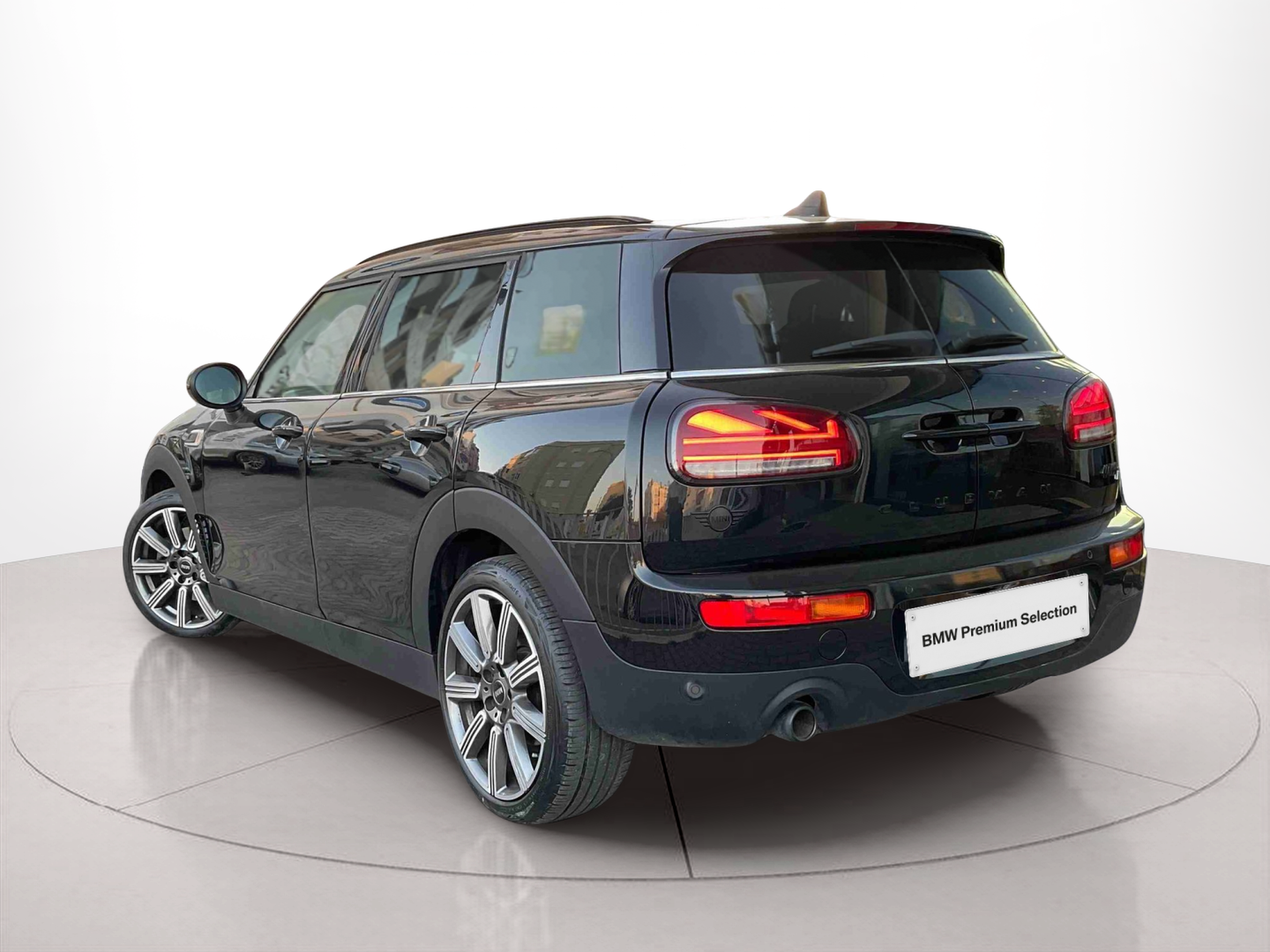 fotoG 3 del MINI MINI Clubman Cooper D 110 kW (150 CV) 150cv Diesel de 2023 em Oeiras