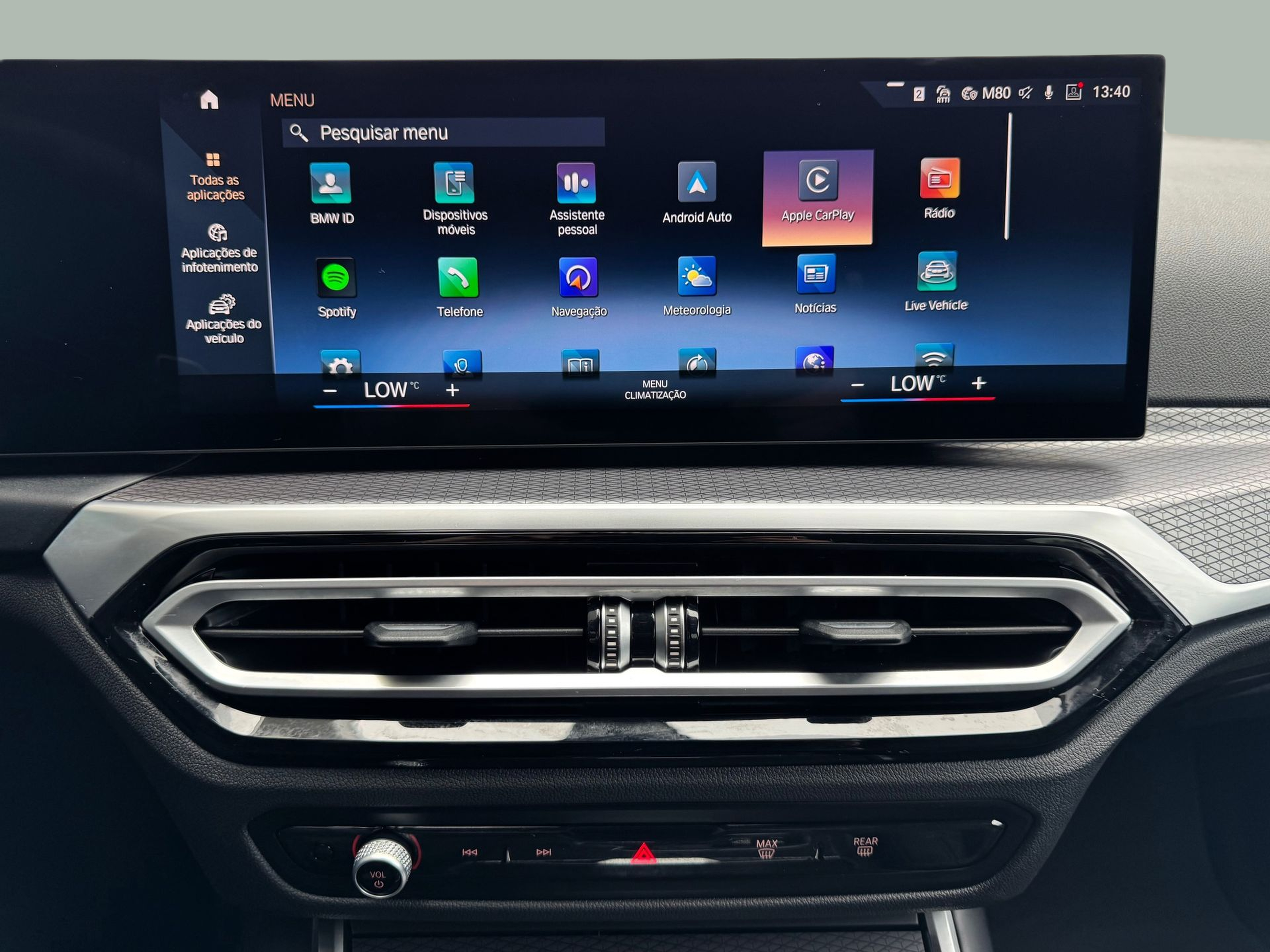 BMW Série 3 320d Touring color Gris. Año 2024. 140KW(190CV). Diesel. En concesionario Santogal Oeiras de Oeiras