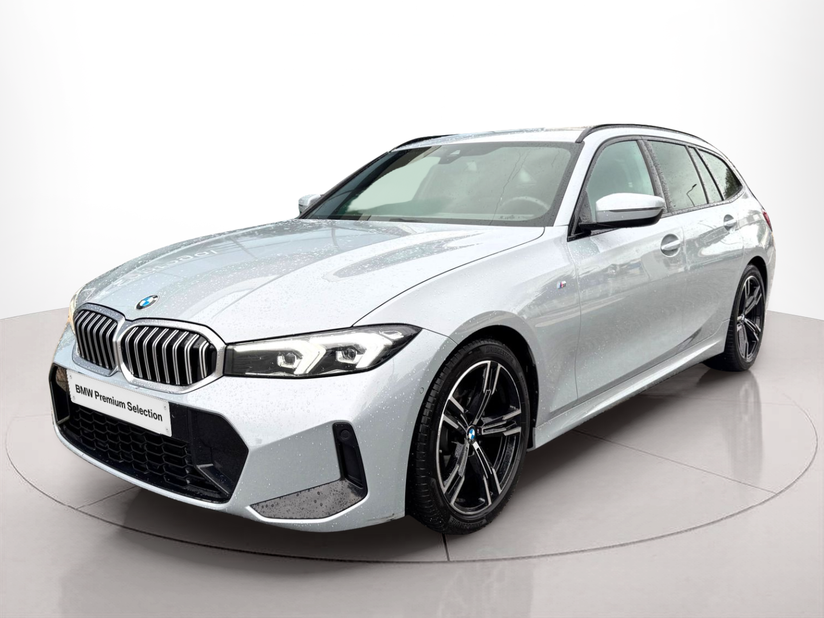 Fotos de BMW Série 3 320d Touring color Gris. Año 2024. 140KW(190CV). Diesel. En concesionario Santogal Oeiras de Oeiras