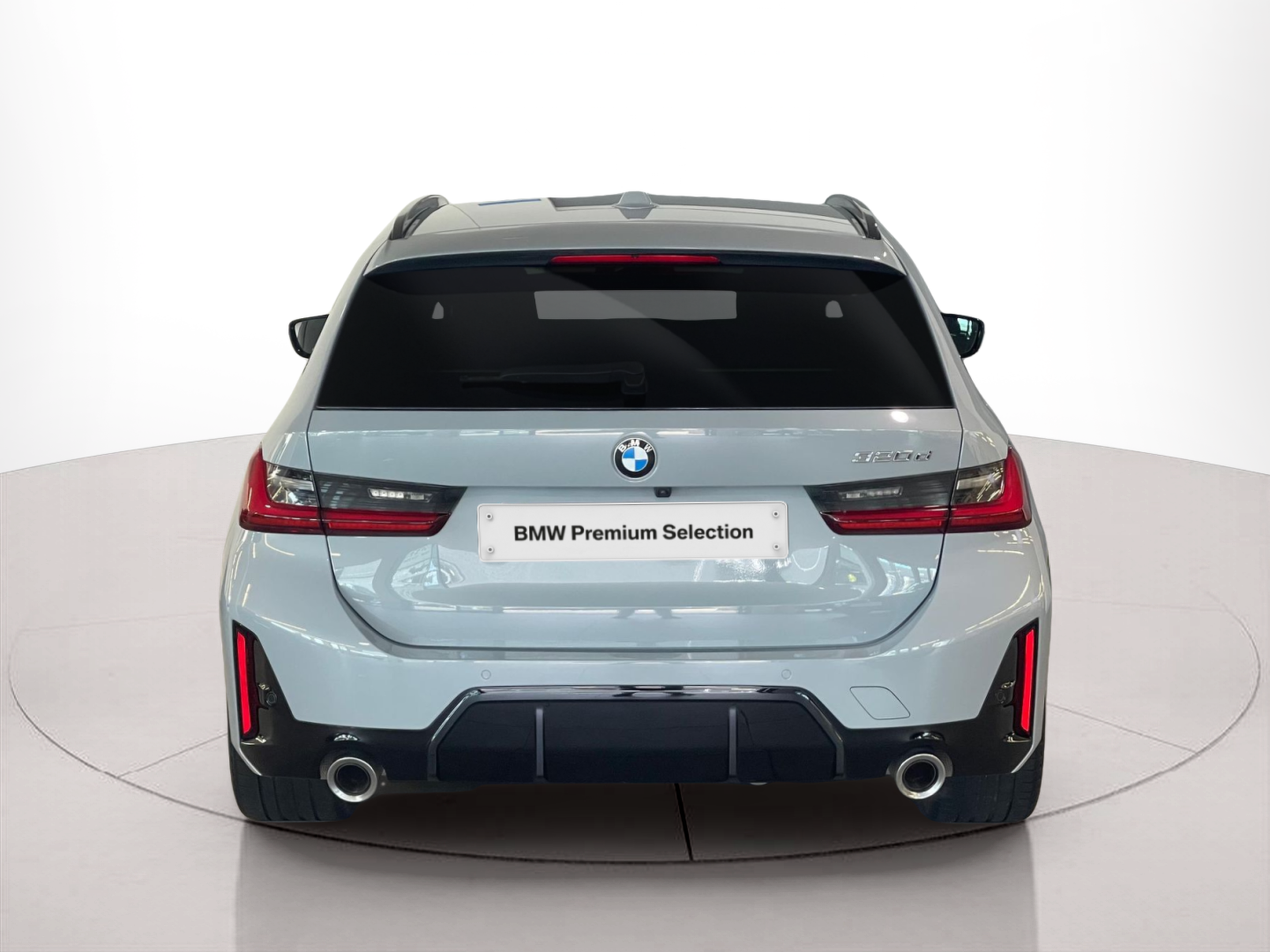 BMW Série 3 320d Touring color Gris. Año 2024. 140KW(190CV). Diesel. En concesionario Santogal Carnaxide de Oeiras