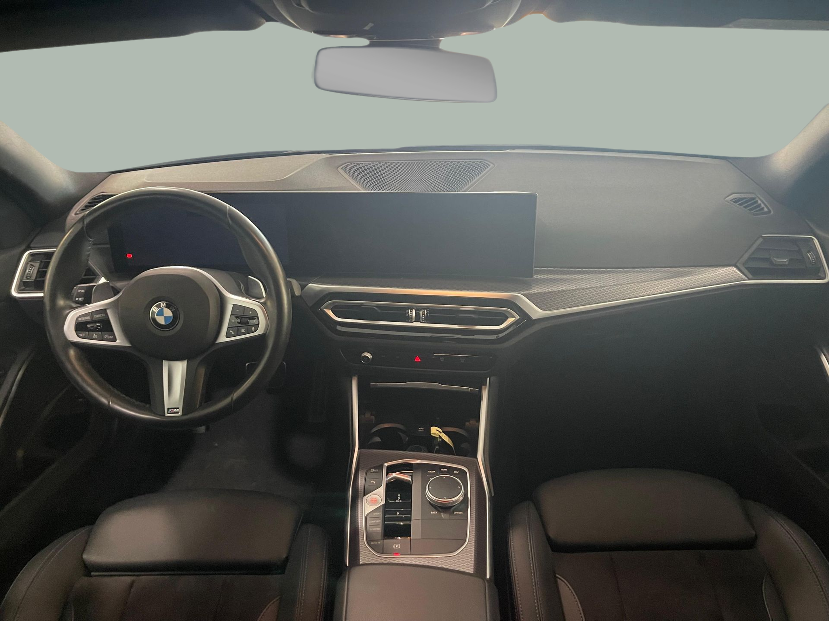 BMW Série 3 320d Touring color Gris. Año 2024. 140KW(190CV). Diesel. En concesionario Santogal Carnaxide de Oeiras