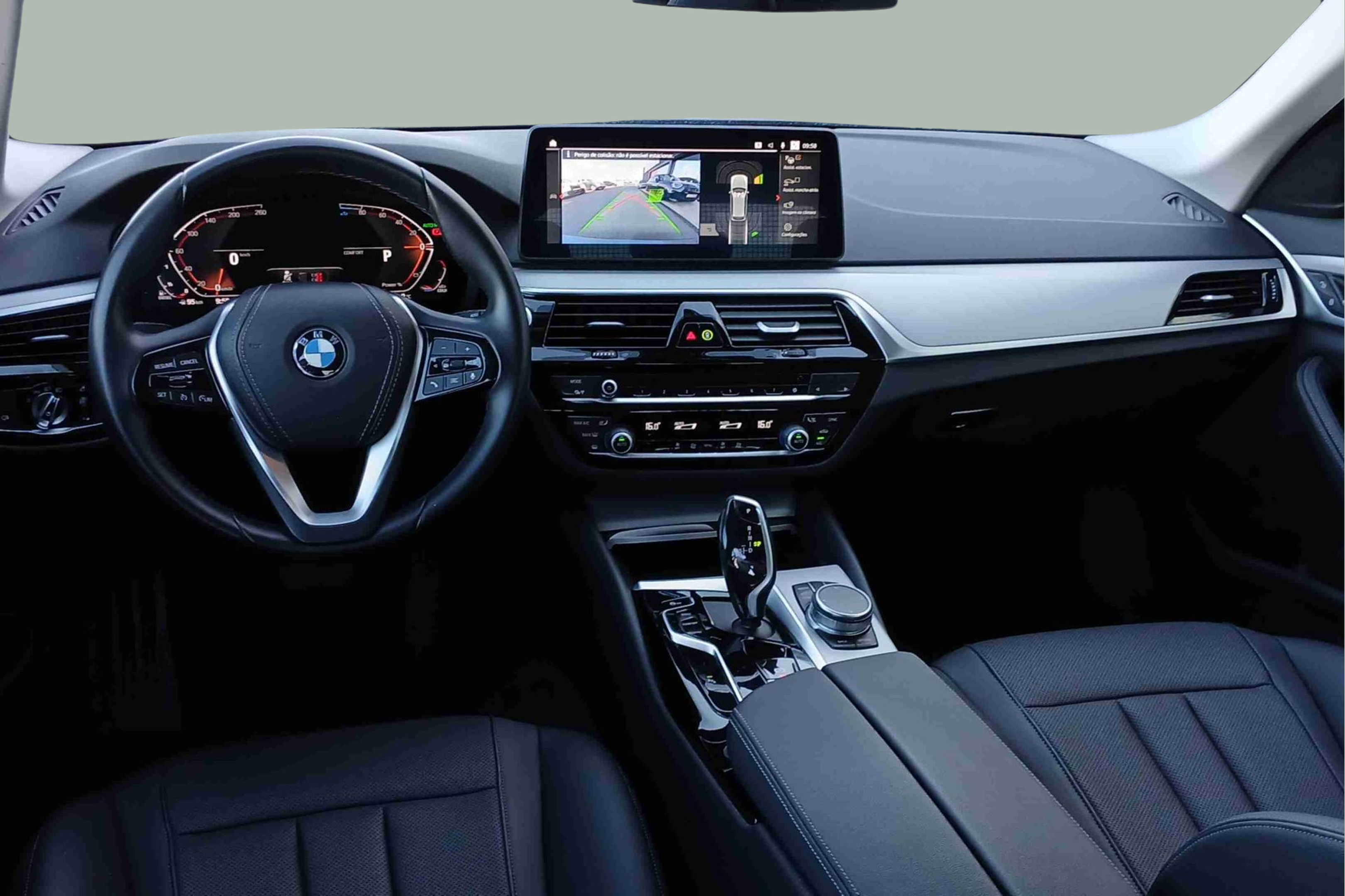 BMW Série 5 520d Touring color Azul. Año 2024. 140KW(190CV). Diesel. En concesionario Santogal Seixal de Seixal