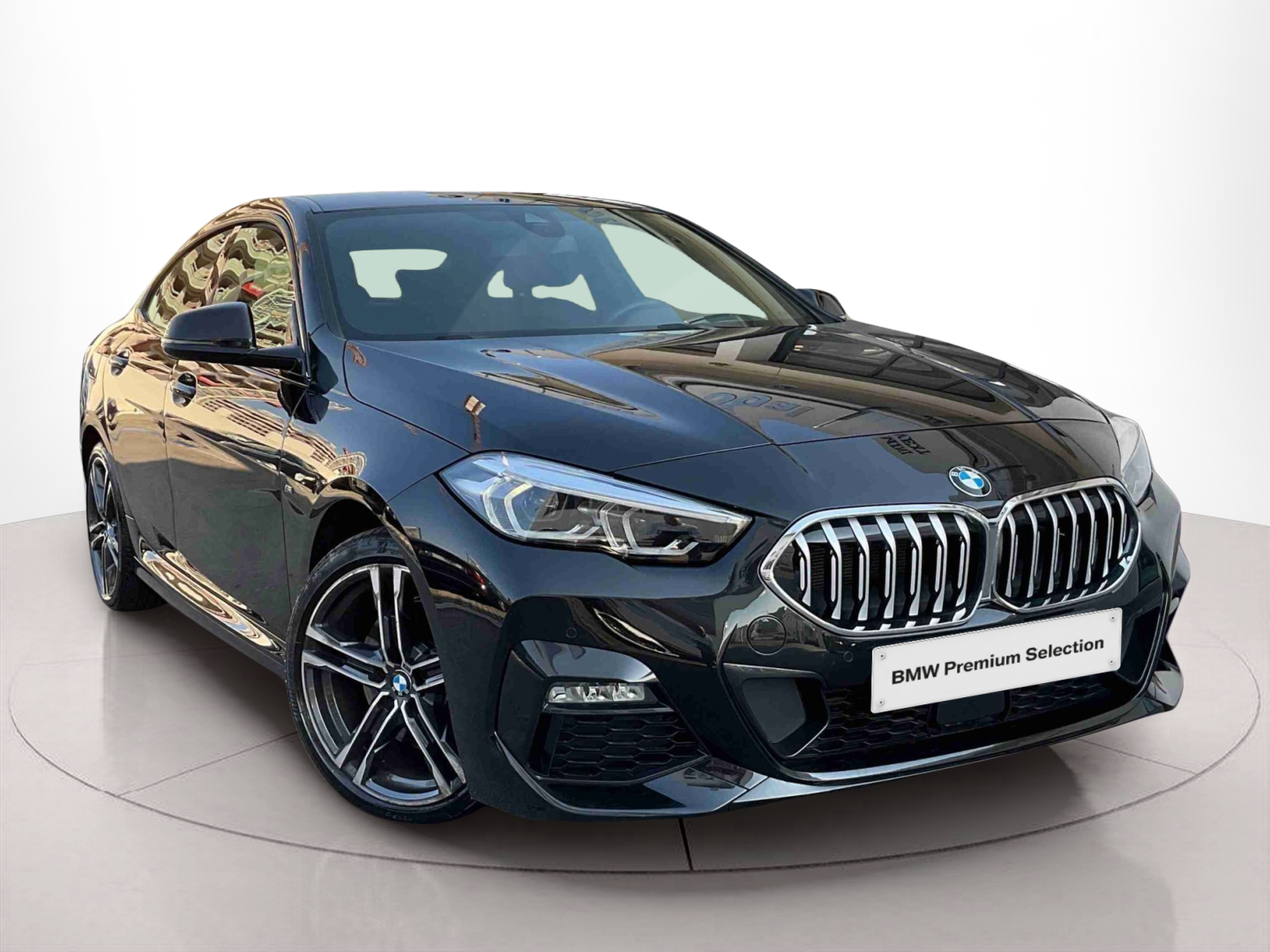 Fotos de BMW Série 2 216d Gran Coupe color Negro. Año 2024. 85KW(116CV). Diesel. En concesionario Santogal Setúbal de Setúbal