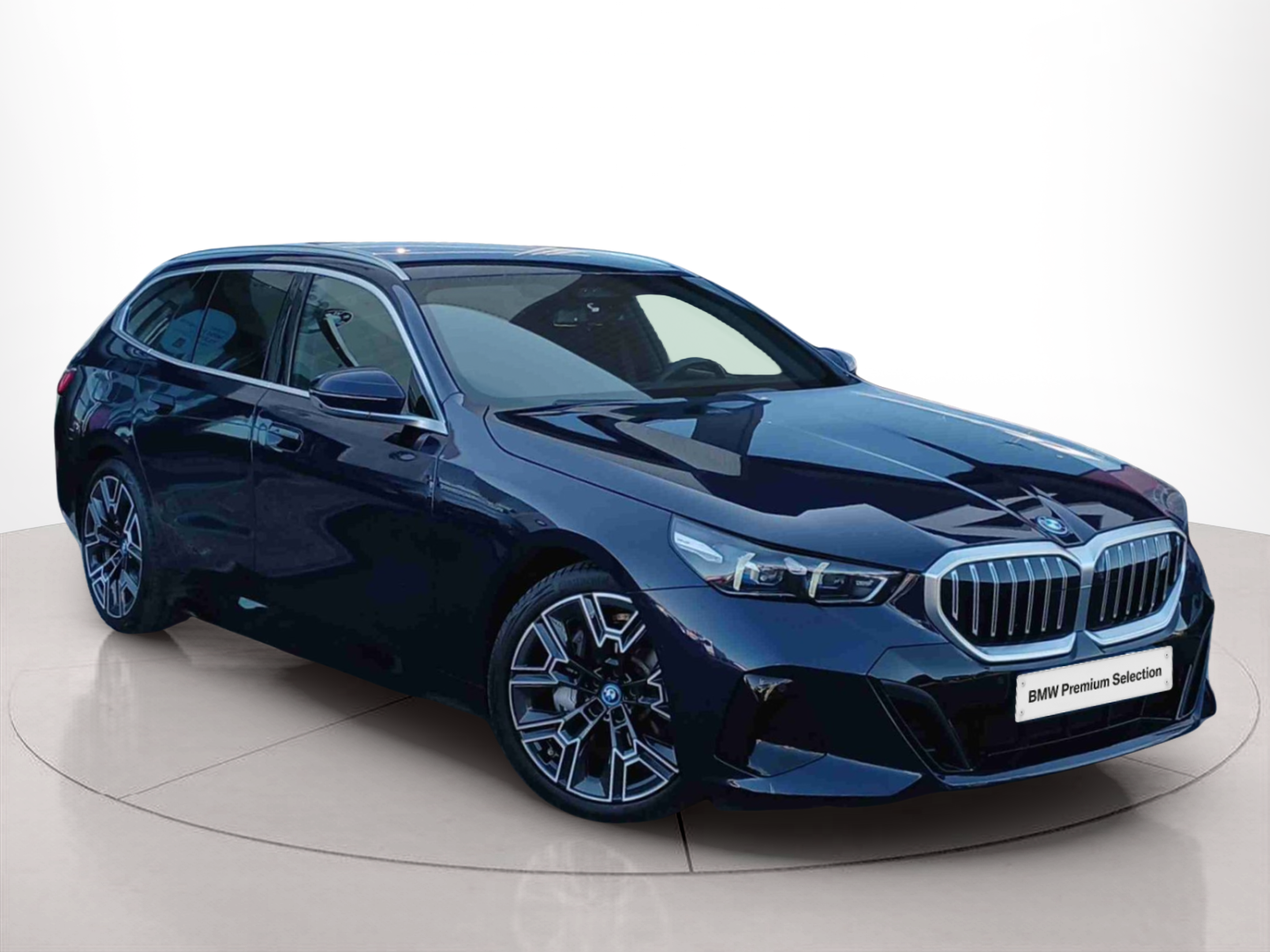 BMW i5 eDrive40 color Azul. Año 2024. 250KW(340CV). Elétrico. En concesionario Santogal Seixal de Seixal