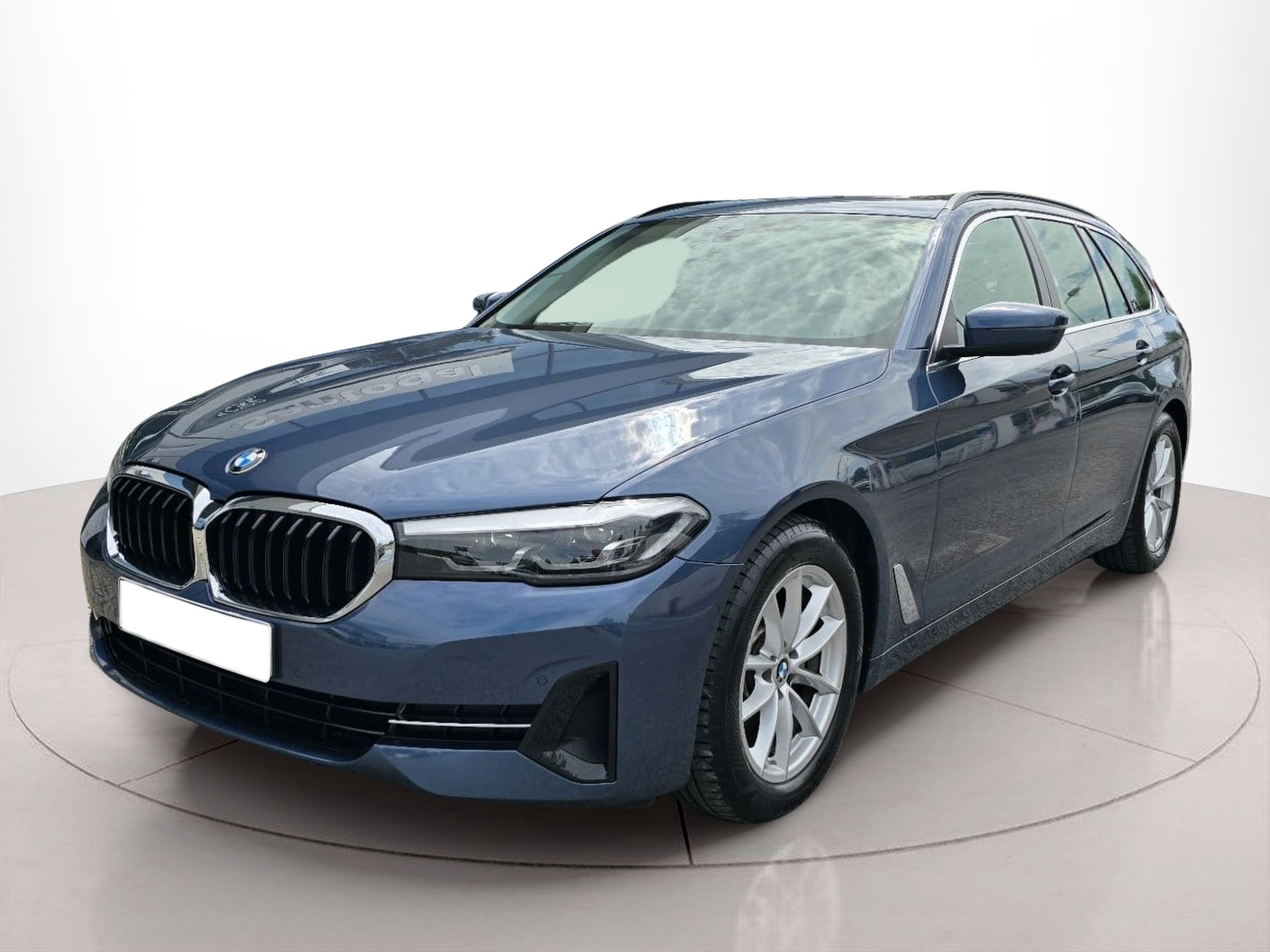 Fotos de BMW Série 5 520d Touring color Azul. Año 2024. 140KW(190CV). Diesel. En concesionario Santogal Oeiras de Oeiras