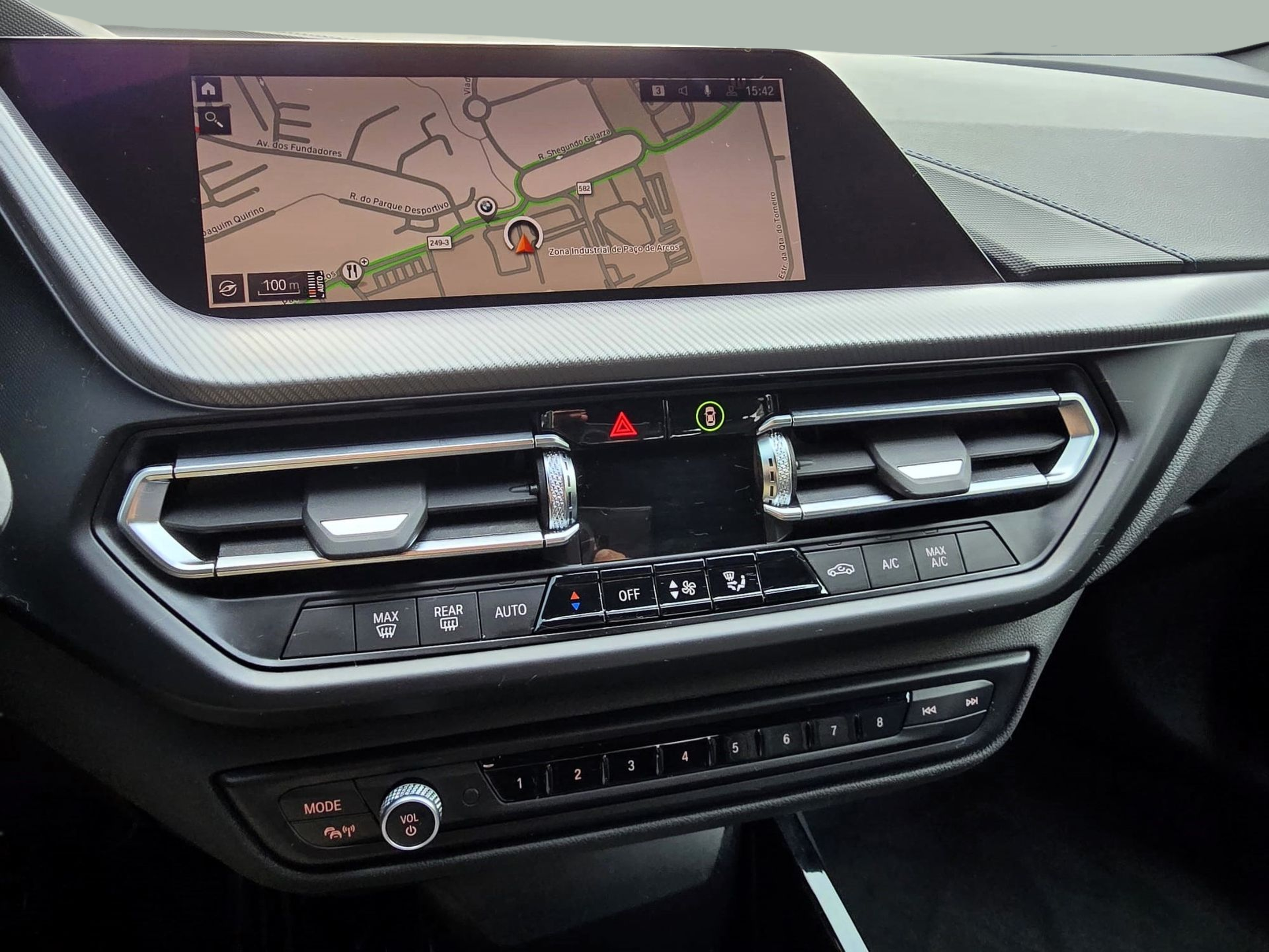 BMW Série 2 216d Gran Coupe color Gris. Año 2024. 85KW(116CV). Diesel. En concesionario Santogal Oeiras de Oeiras