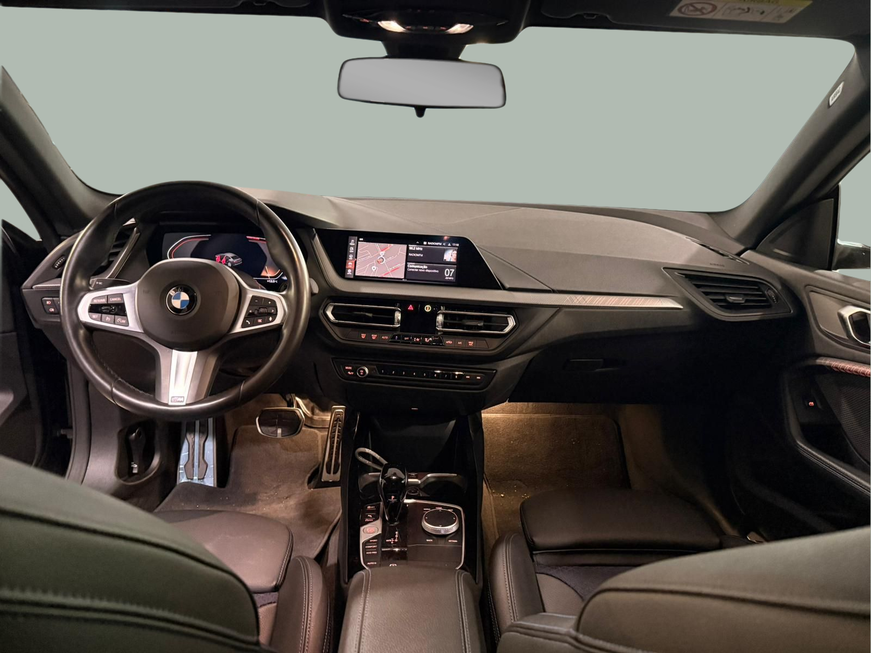 BMW Série 2 216d Gran Coupe color Gris. Año 2024. 85KW(116CV). Diesel. En concesionario Santogal Carnaxide de Oeiras