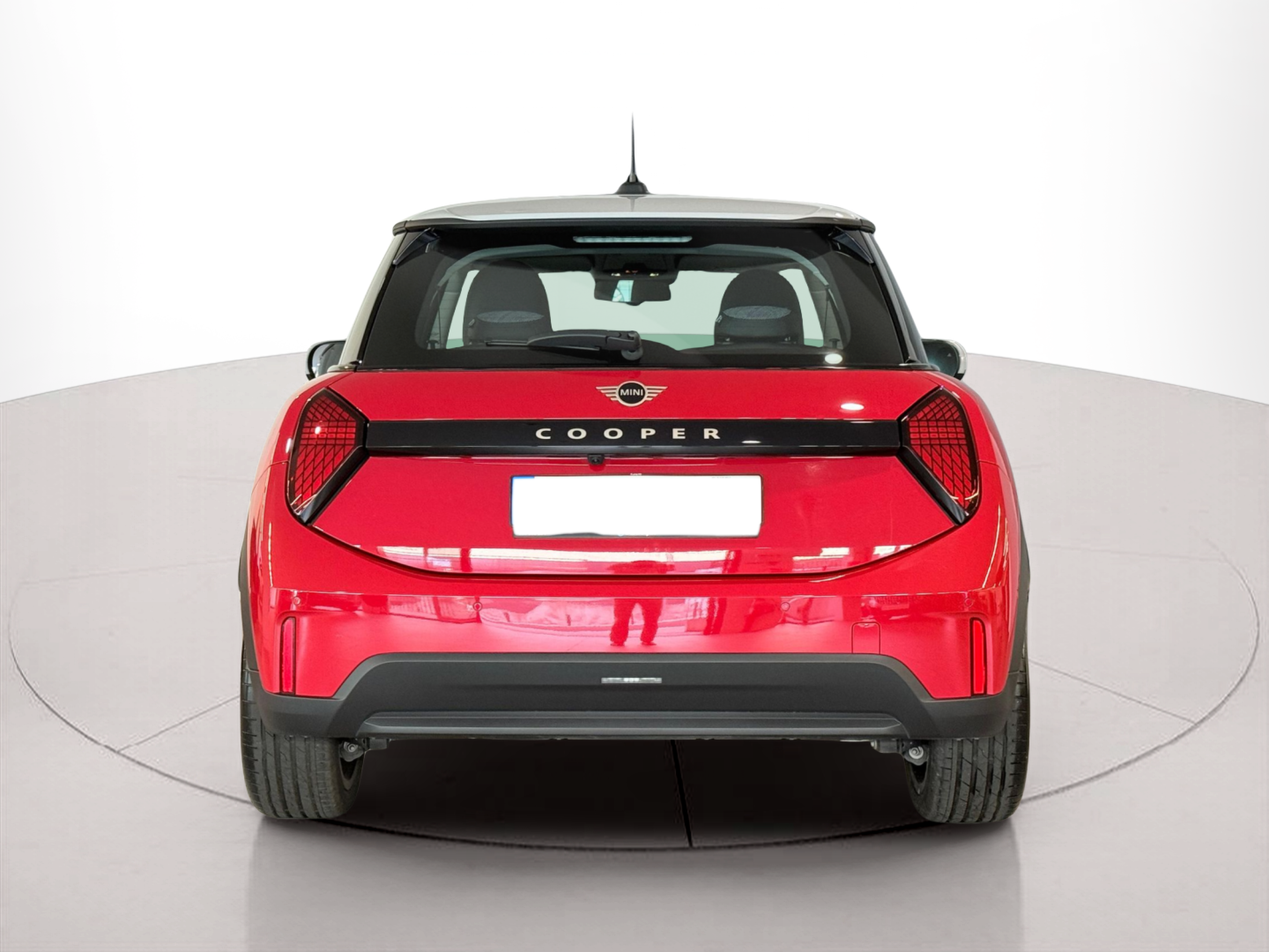 fotoG 3 del MINI MINI 3 Portas Cooper C 115 kW (156 CV) 156cv Gasolina de 2024 em Oeiras