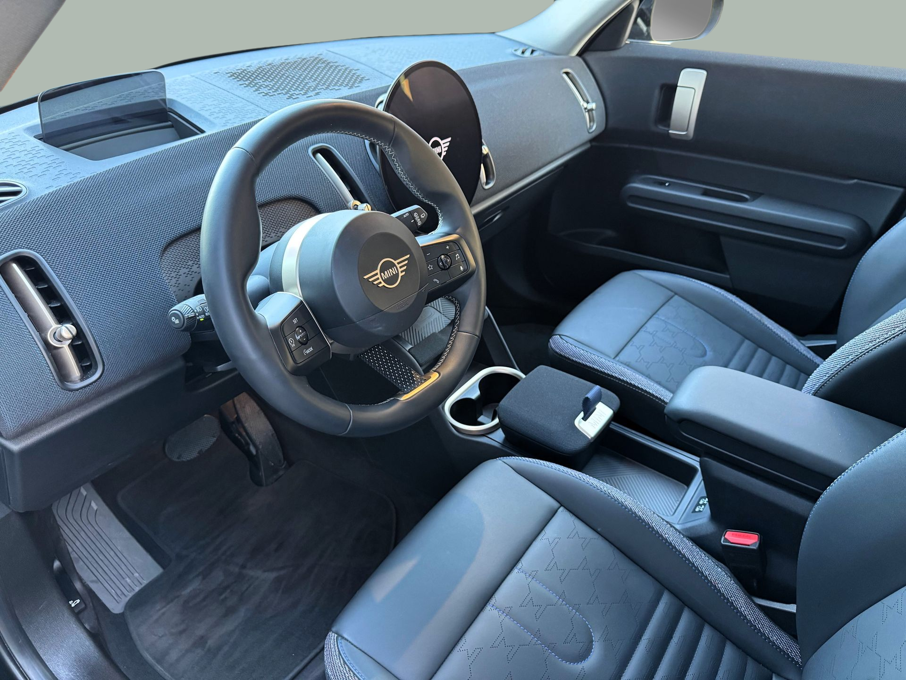 fotoG 13 del MINI Countryman Eléctrico E 150 kW (204 CV) 204cv Elétrico de 2024 em Oeiras
