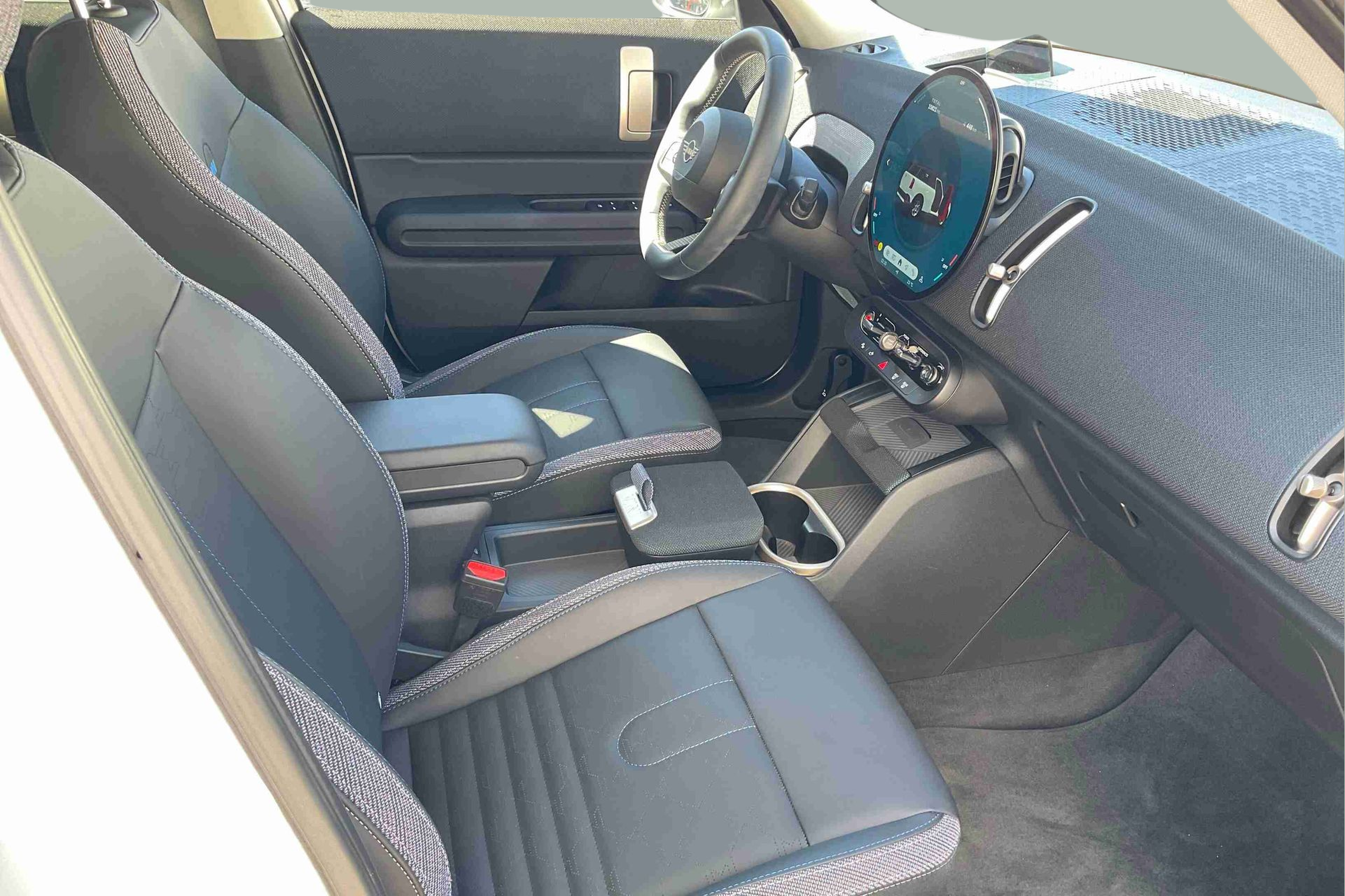 fotoG 9 del MINI Countryman Eléctrico E 150 kW (204 CV) 204cv Elétrico de 2024 em Oeiras