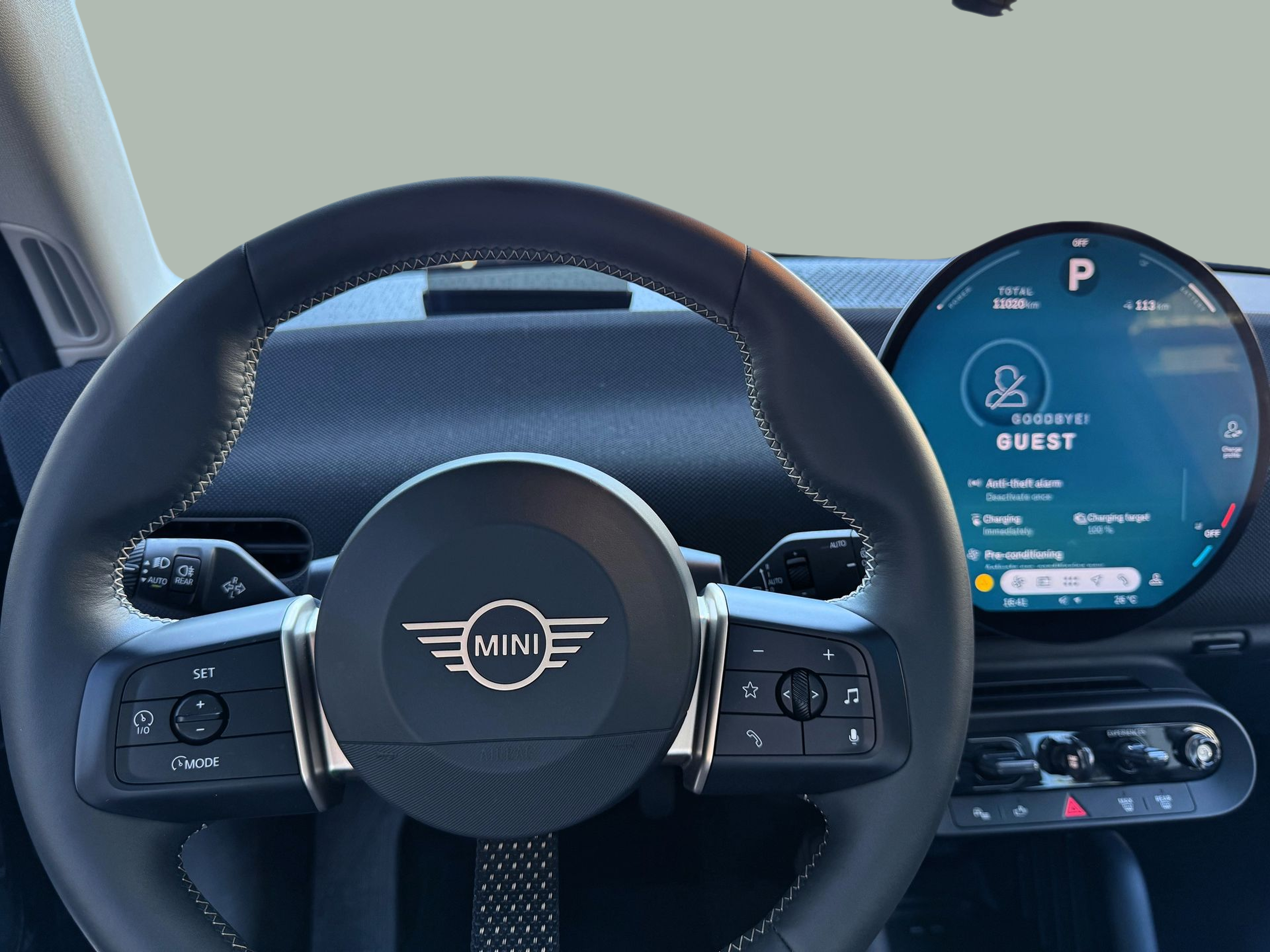 fotoG 12 del MINI MINI 3 Portas Cooper S E 160 kW (218 CV) 218cv Elétrico de 2024 em Oeiras