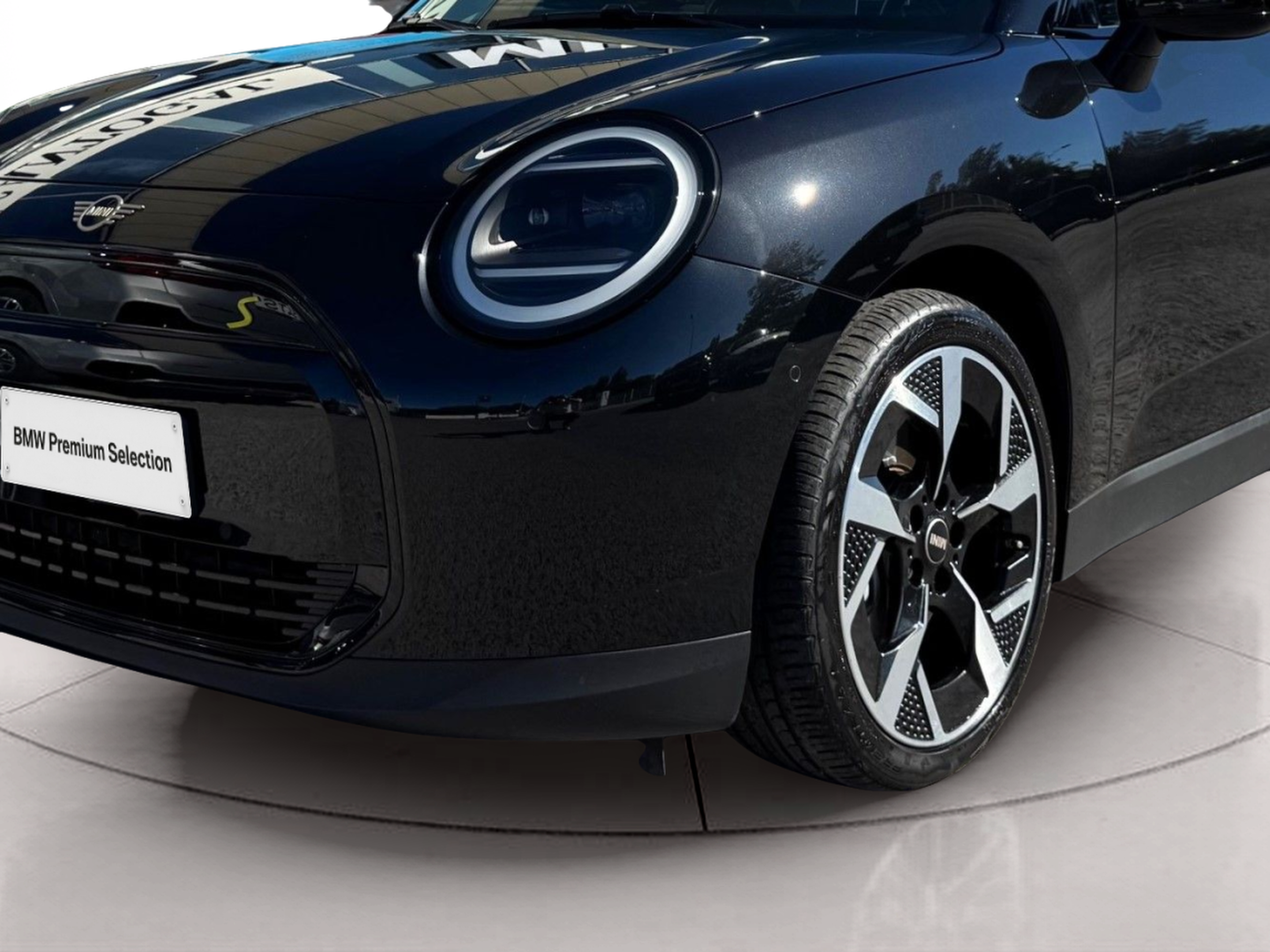 fotoG 5 del MINI MINI 3 Portas Cooper S E 160 kW (218 CV) 218cv Elétrico de 2024 em Oeiras