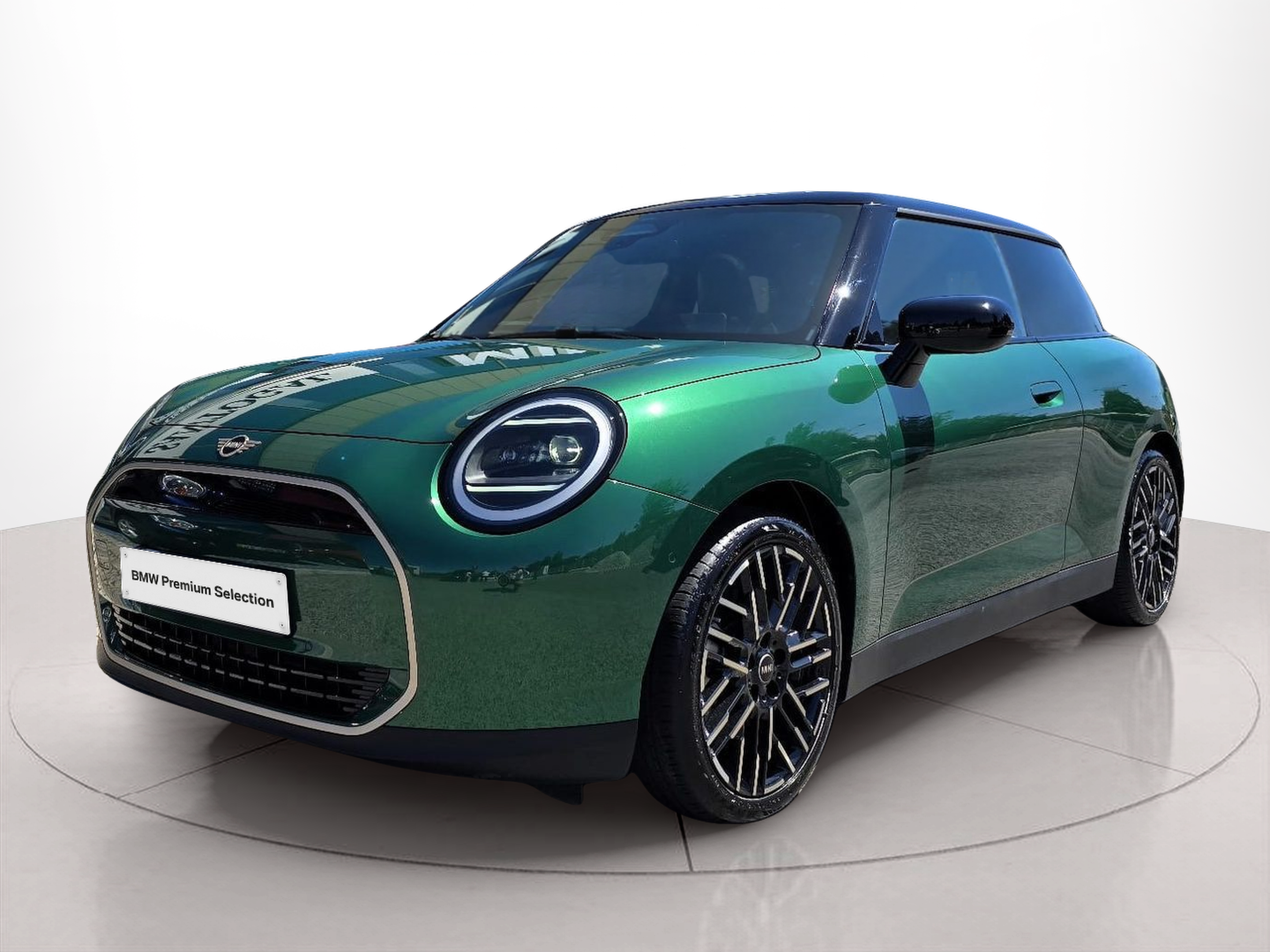 Fotos de MINI 3 Portas Cooper E 135 kW (184 CV)