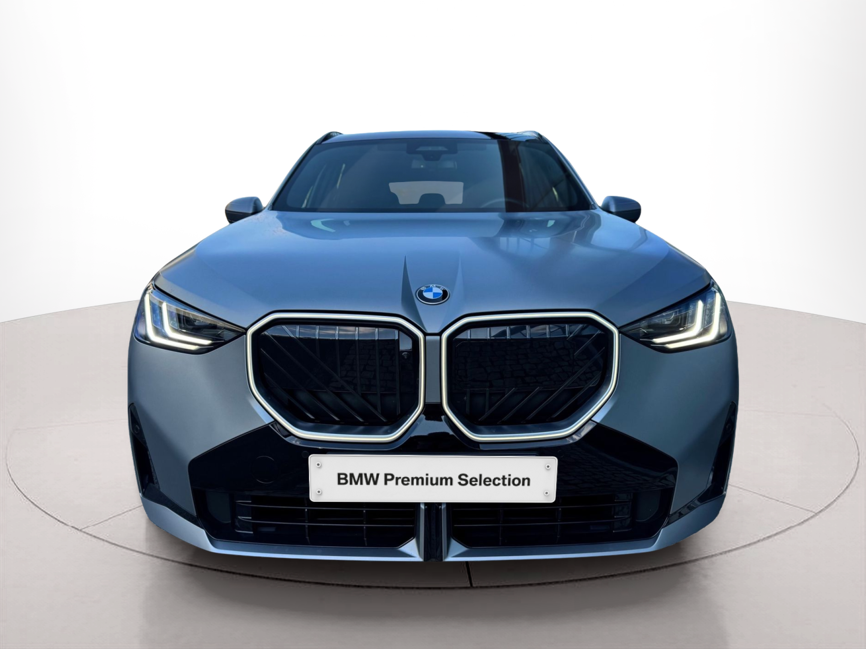 Fotos de BMW X3 xDrive20d color Gris. Año 2024. 145KW(197CV). Diesel. En concesionario Santogal Oeiras de Oeiras