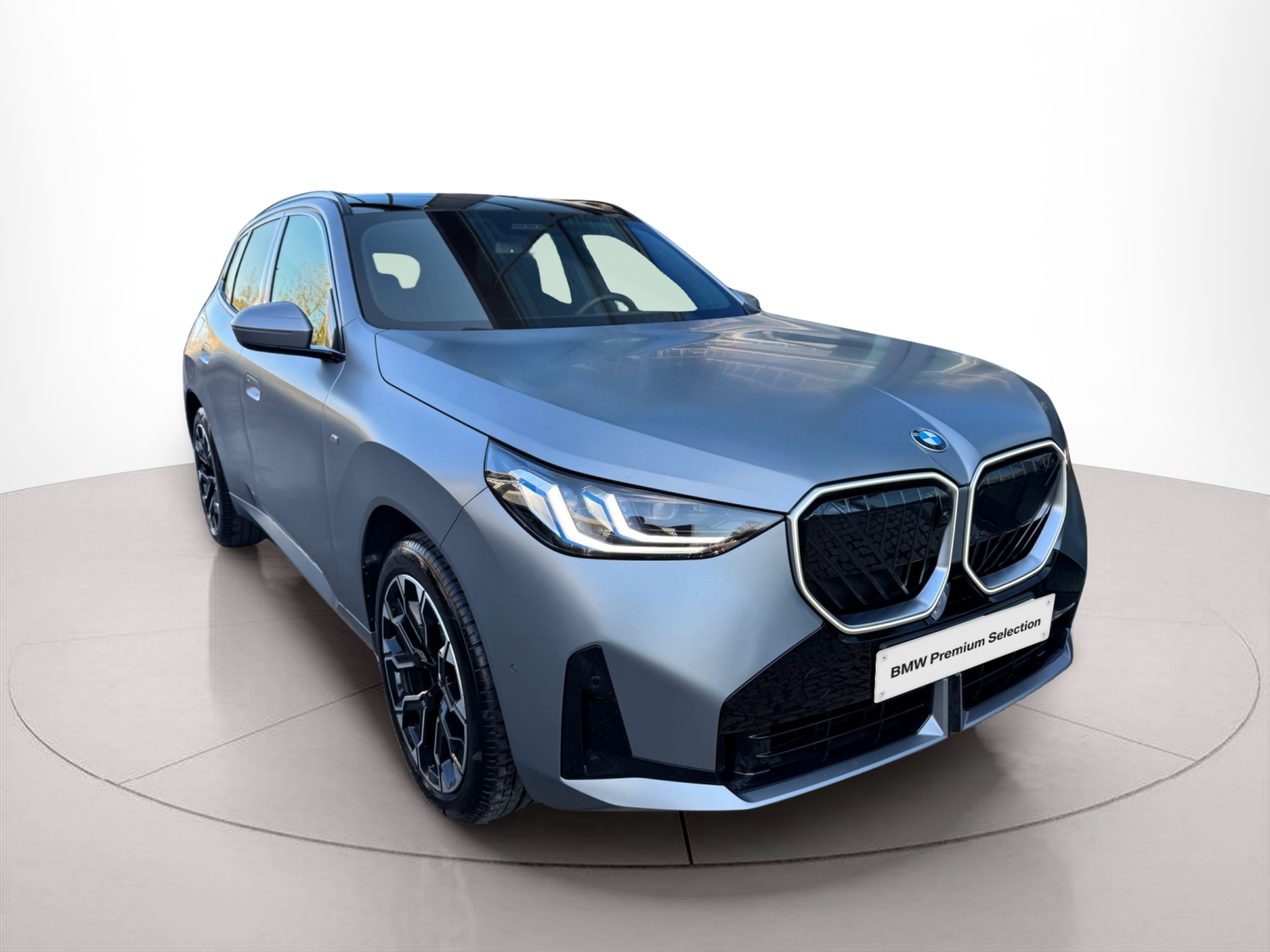 BMW X3 xDrive20d color Gris. Año 2024. 145KW(197CV). Diesel. En concesionario Santogal Oeiras de Oeiras