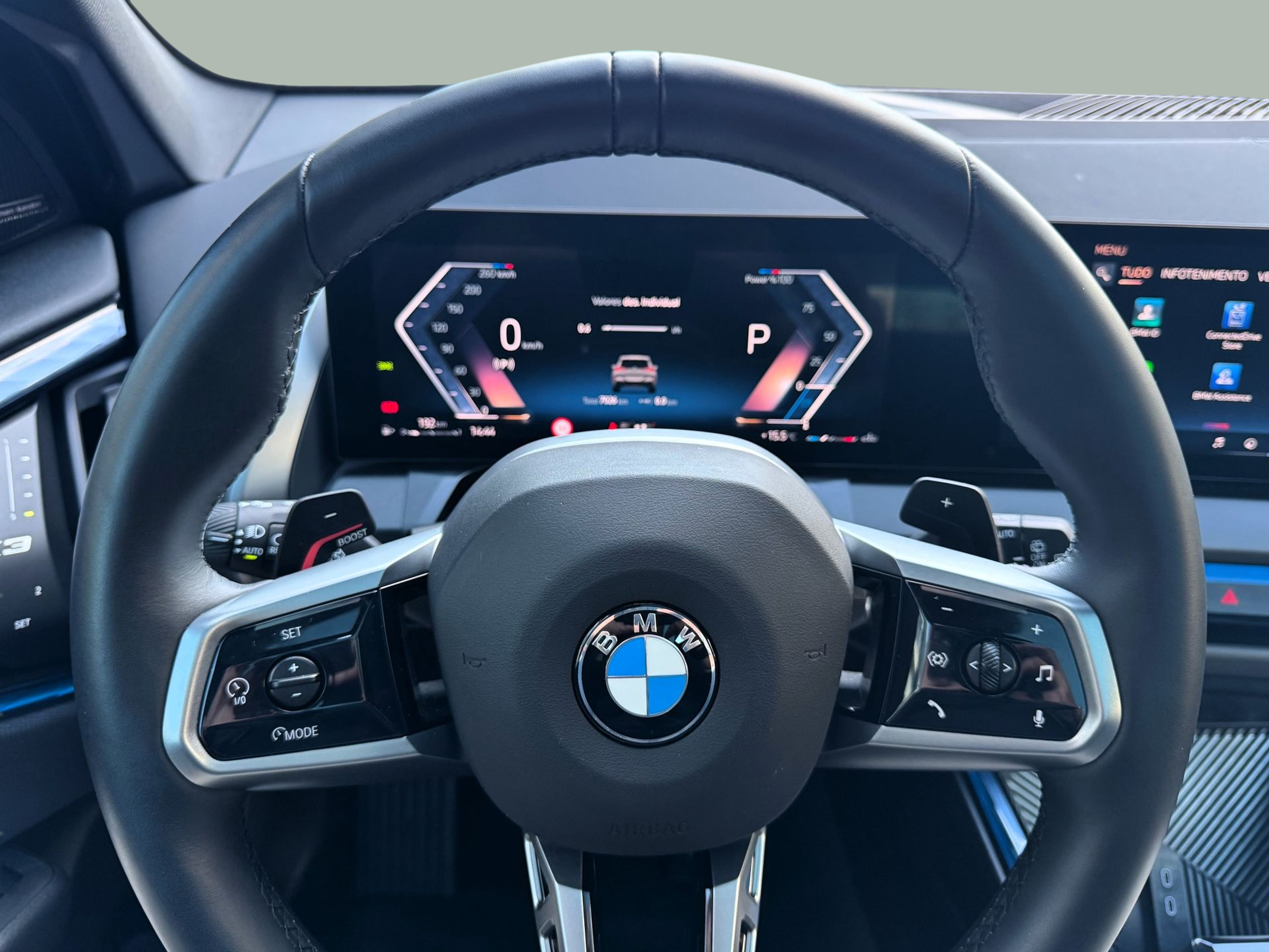 BMW X3 xDrive20d color Gris. Año 2024. 145KW(197CV). Diesel. En concesionario Santogal Oeiras de Oeiras