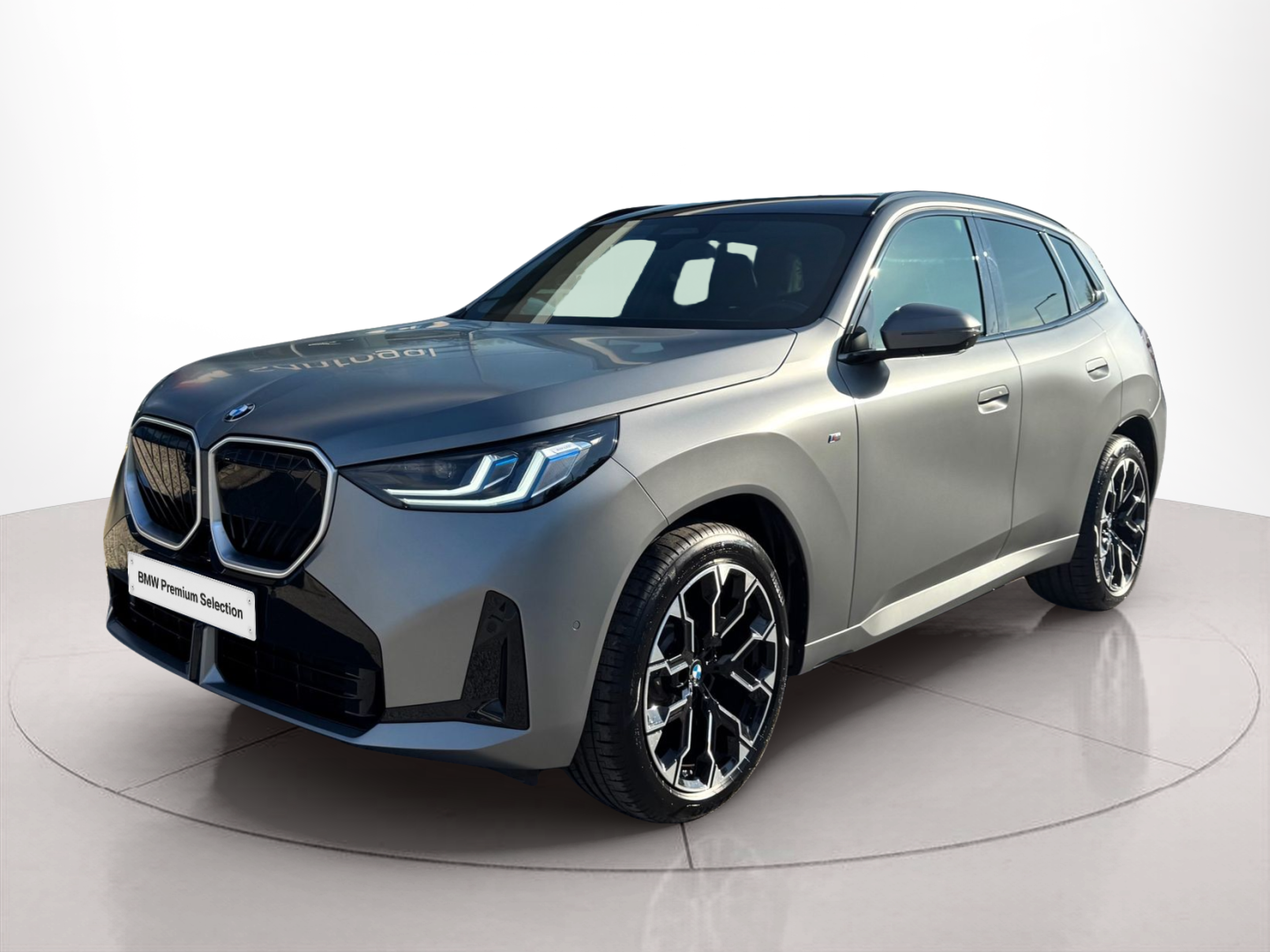 Fotos de BMW X3 xDrive20d color Gris. Año 2024. 145KW(197CV). Diesel. En concesionario Santogal Oeiras de Oeiras