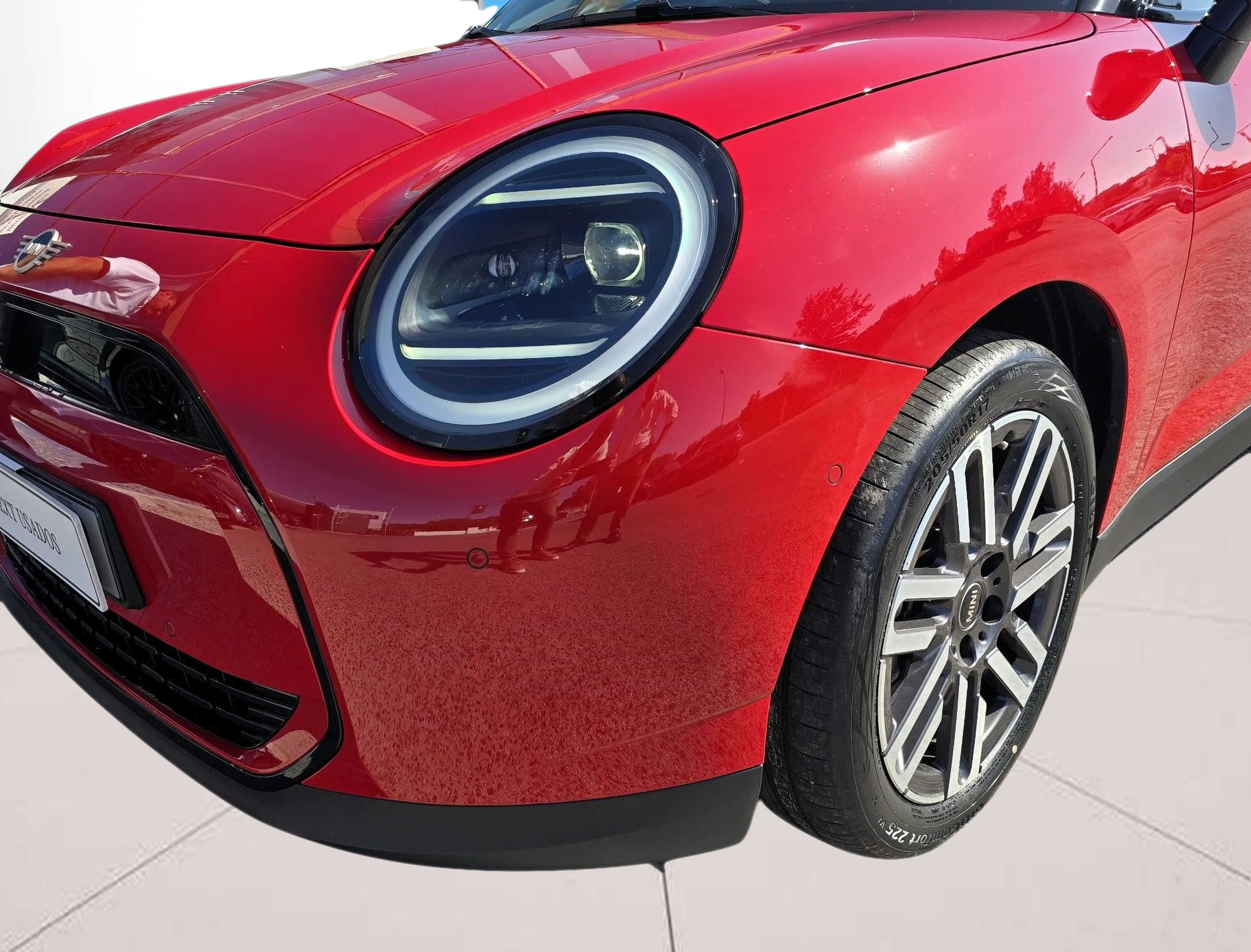 fotoG 5 del MINI MINI 3 Portas Cooper E 135 kW (184 CV) 184cv Elétrico de 2024 em Oeiras