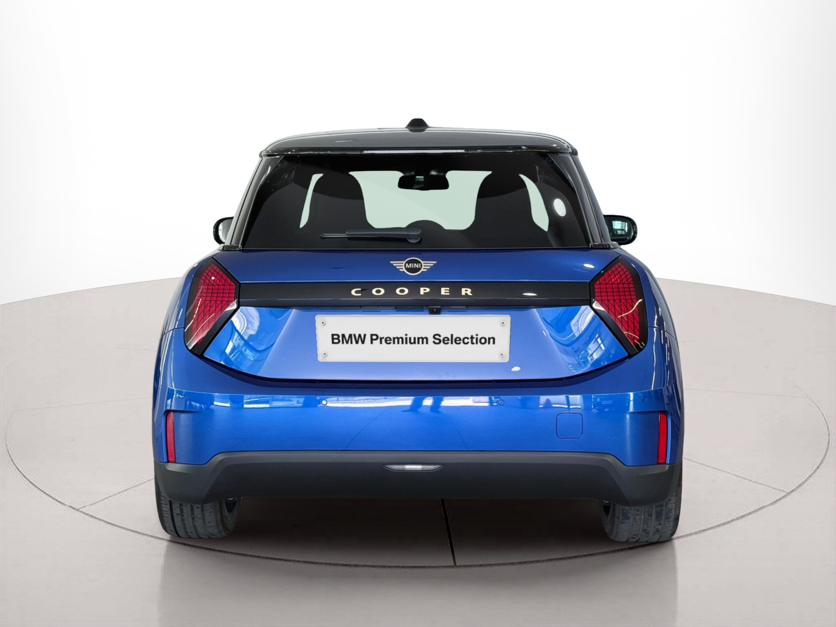 fotoG 4 del MINI MINI 3 Portas Cooper E 135 kW (184 CV) 184cv Elétrico de 2024 em Oeiras