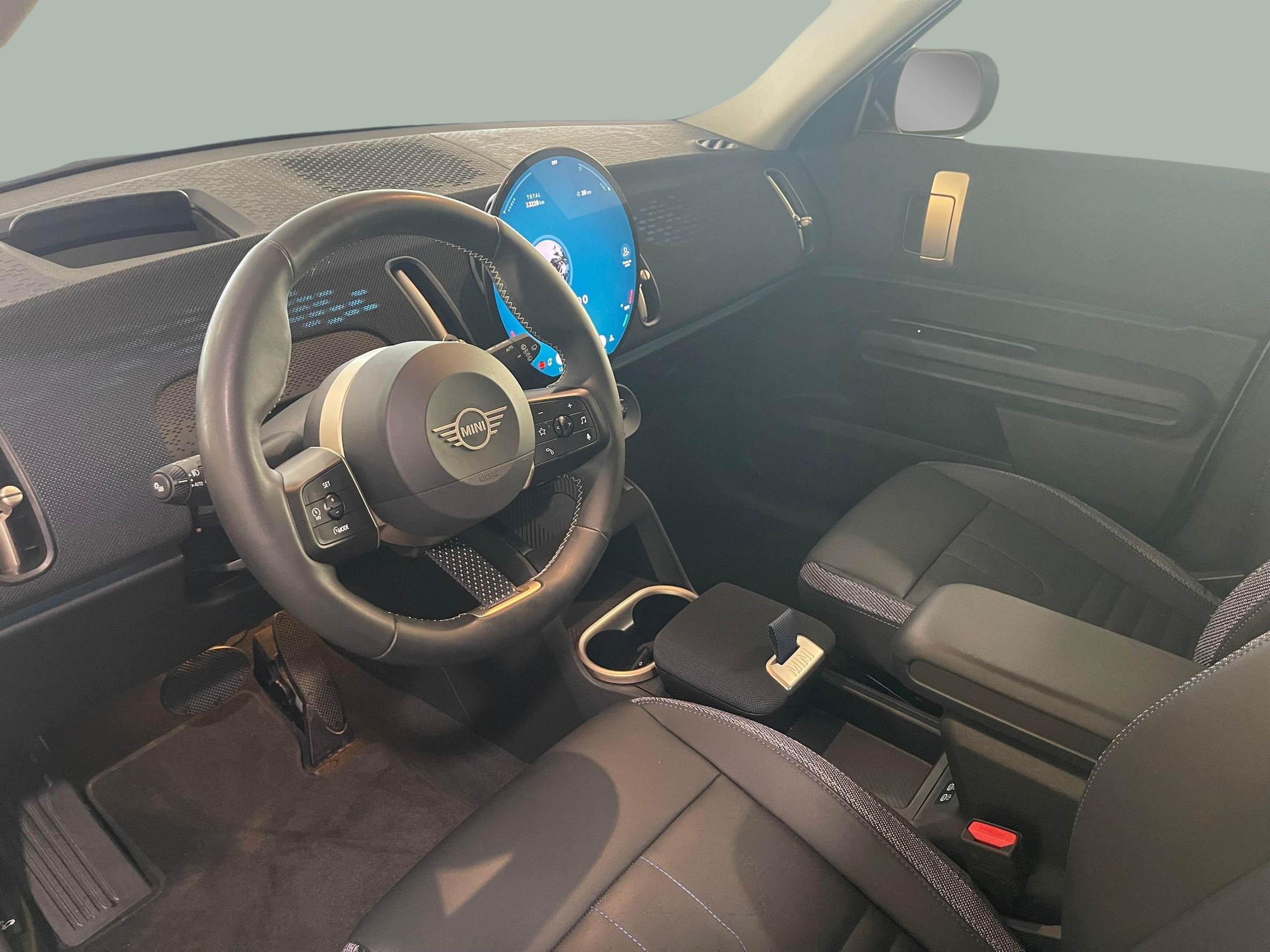 fotoG 6 del MINI MINI Countryman D 120 kW (163 CV) 163cv Diesel de 2024 em Oeiras