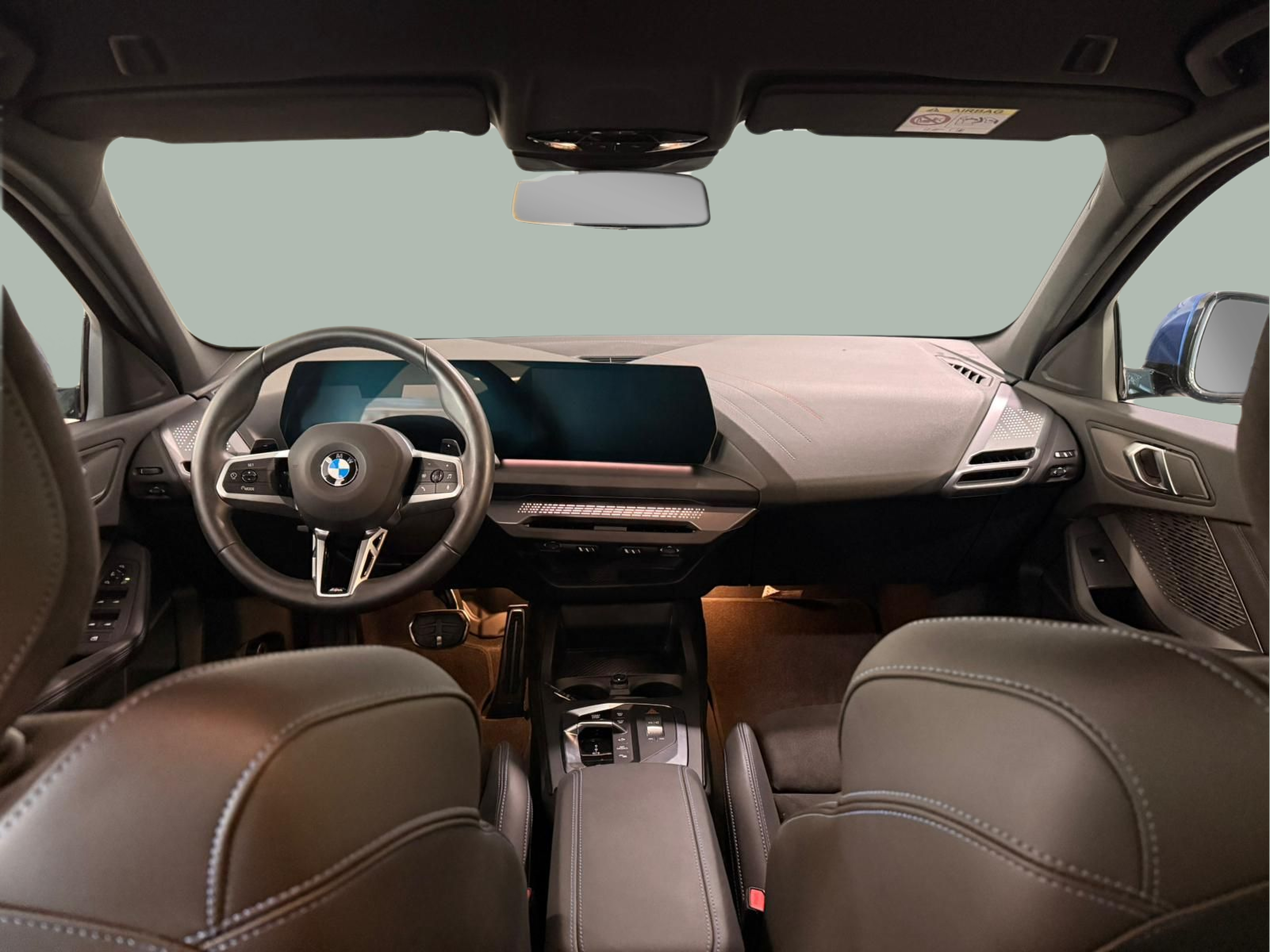 BMW Série 1 116i color Azul. Año 2025. 90KW(122CV). Gasolina. En concesionario Santogal Carnaxide de Oeiras