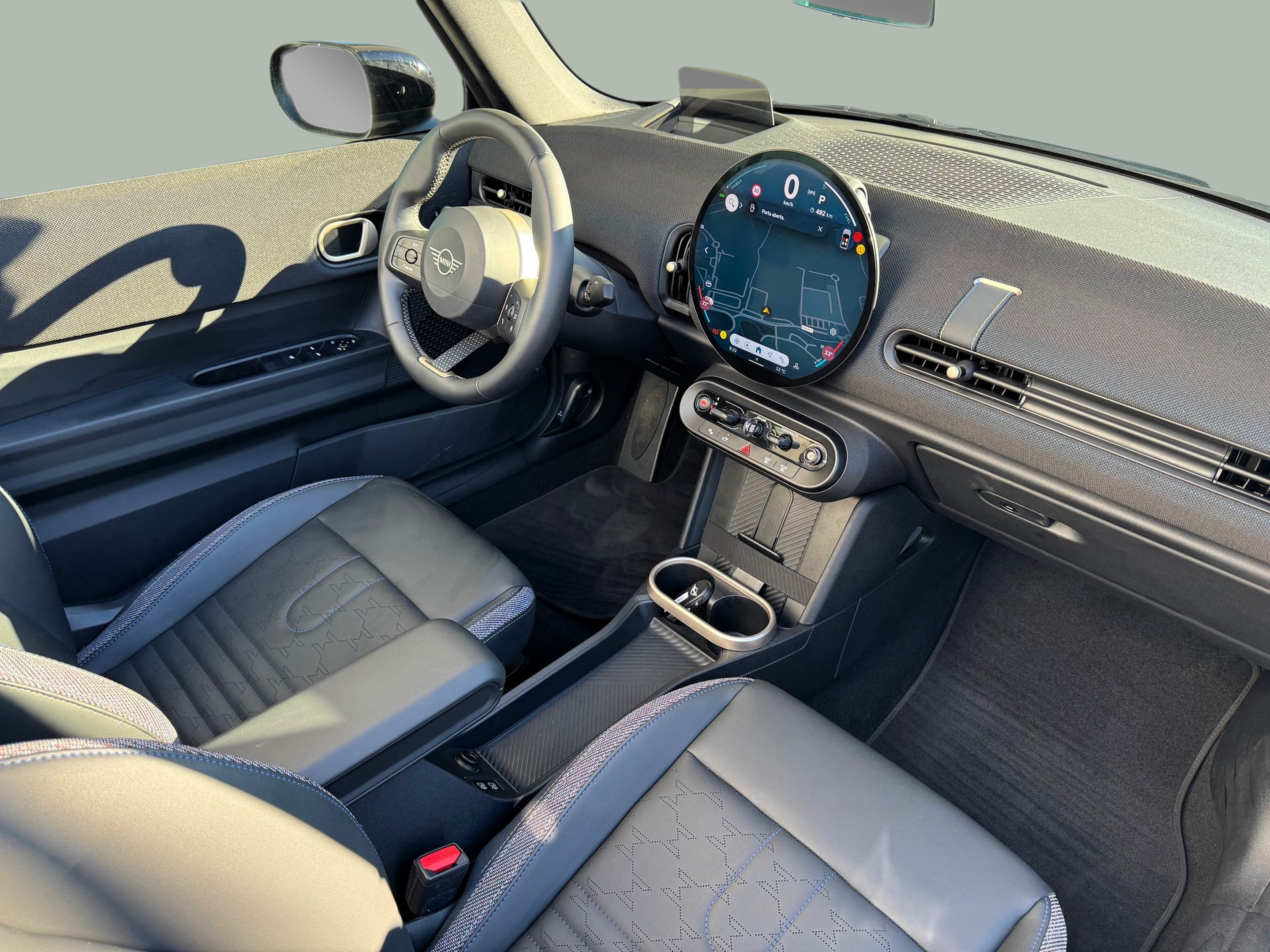 fotoG 6 del MINI MINI Cabrio Cooper C 120 kW (163 CV) 163cv Gasolina de 2025 em Oeiras