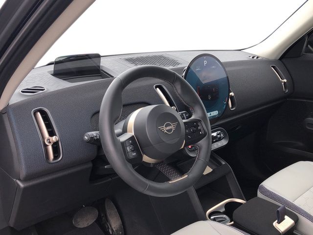 fotoG 12 del MINI MINI Countryman D 120 kW (163 CV) 163cv Diésel del 2024 en Madrid