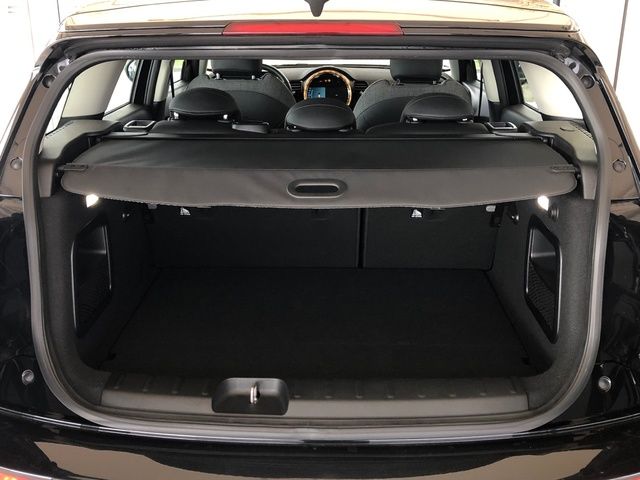 fotoG 18 del MINI MINI Clubman Cooper 100 kW (136 CV) 136cv Gasolina del 2022 en Madrid