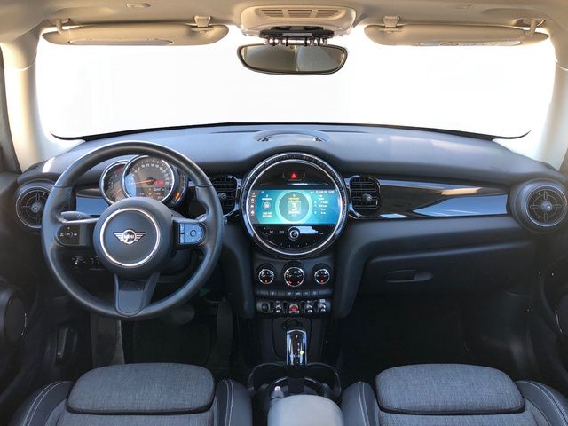 fotoG 6 del MINI MINI Cooper 100 kW (136 CV) 136cv Gasolina del 2022 en Madrid