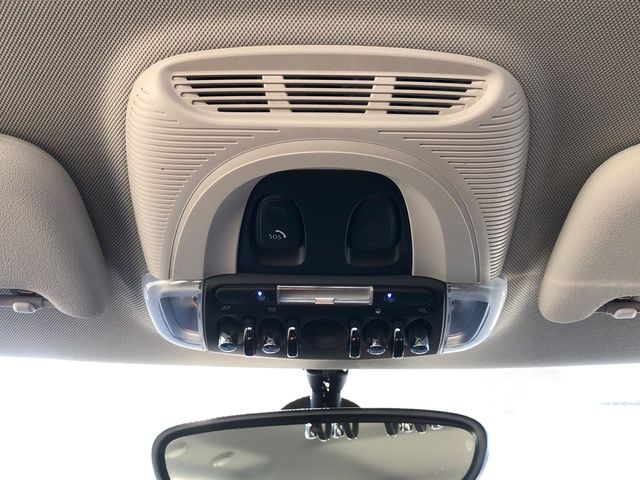 fotoG 17 del MINI MINI Cooper 100 kW (136 CV) 136cv Gasolina del 2022 en Madrid