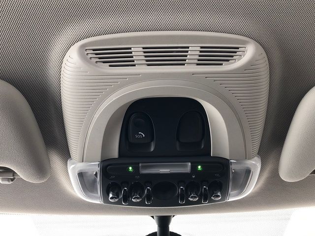 fotoG 17 del MINI MINI 5 Puertas Cooper 100 kW (136 CV) 136cv Gasolina del 2019 en Madrid