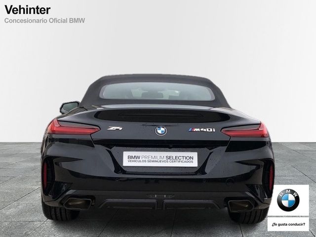 BMW Z4 M40i Cabrio color Negro. Año 2022. 250KW(340CV). Gasolina. En concesionario Vehinter Getafe de Madrid