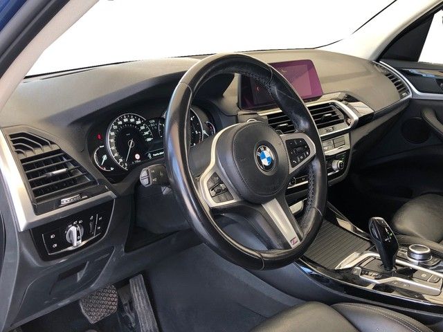 BMW X3 xDrive20d color Azul. Año 2021. 140KW(190CV). Diésel. En concesionario Vehinter Getafe de Madrid