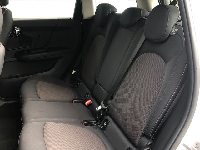 fotoG 8 del MINI MINI Countryman Cooper D 110 kW (150 CV) 150cv Diésel del 2023 en Madrid