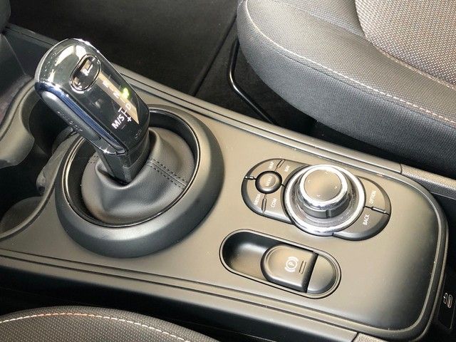 fotoG 15 del MINI MINI Countryman Cooper D 110 kW (150 CV) 150cv Diésel del 2023 en Madrid