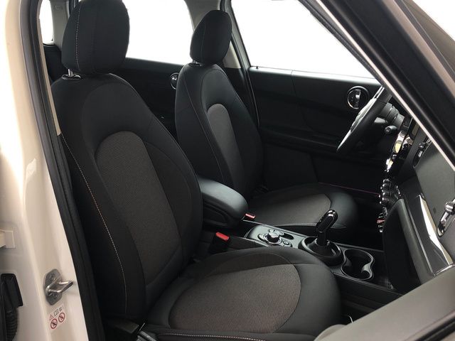 fotoG 11 del MINI MINI Countryman Cooper D 110 kW (150 CV) 150cv Diésel del 2023 en Madrid