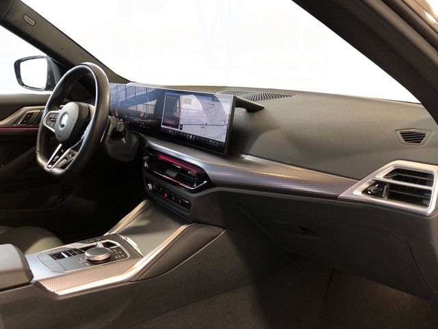 BMW Serie 4 420d Gran Coupe color Negro. Año 2025. 140KW(190CV). Diésel. En concesionario Vehinter Getafe de Madrid