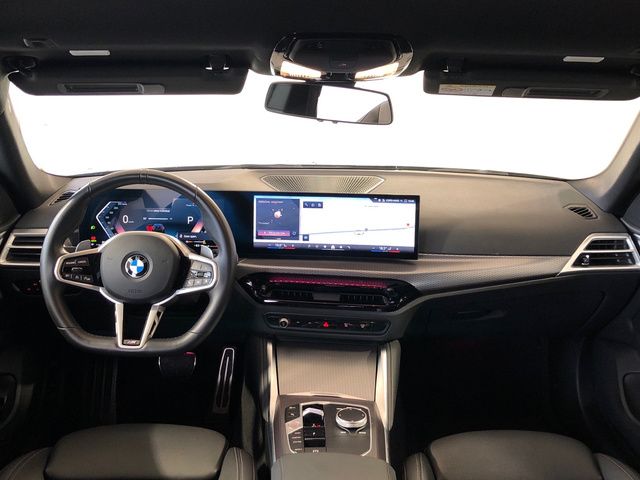 BMW Serie 4 420d Gran Coupe color Negro. Año 2025. 140KW(190CV). Diésel. En concesionario Vehinter Getafe de Madrid