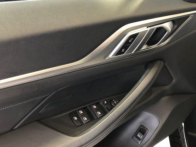 BMW Serie 4 420d Gran Coupe color Negro. Año 2025. 140KW(190CV). Diésel. En concesionario Vehinter Getafe de Madrid